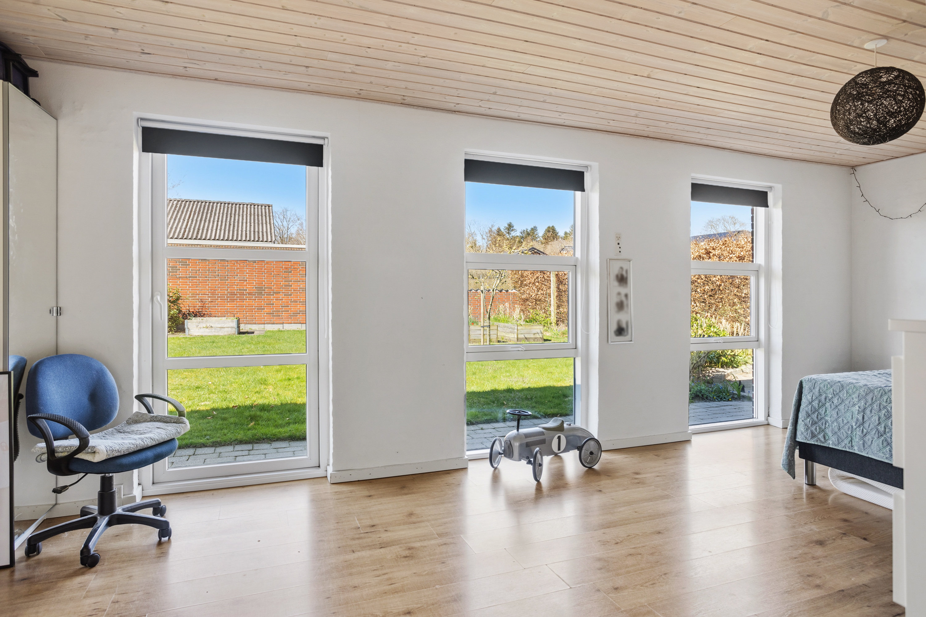 Fremhævet stue billede i fuldskærmstilstand. Billede af Hjulmagervej 59, 9300 Sæby