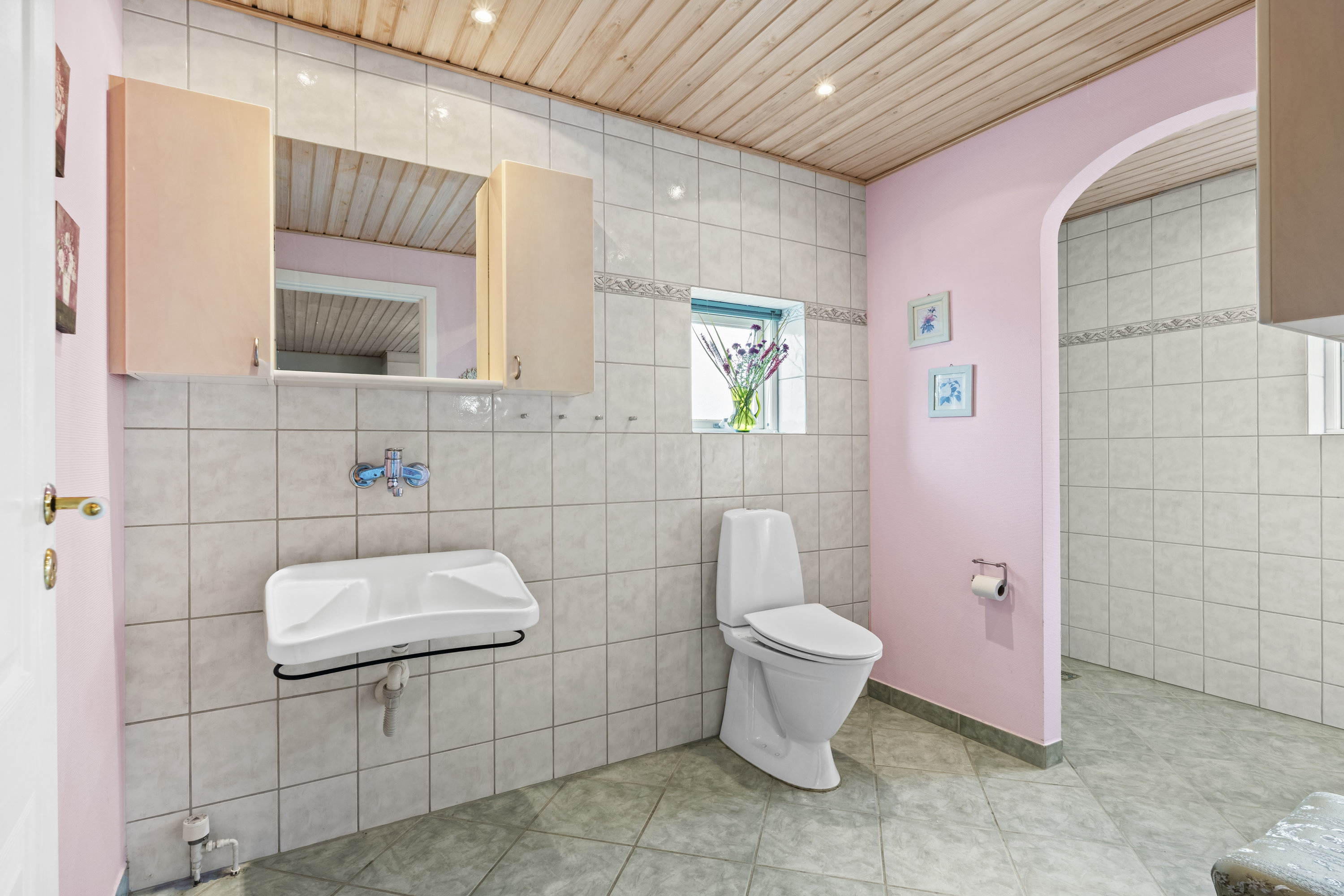 Fremhævet badeværelse billede i fuldskærmstilstand. Billede af Brolandvej 14, Bullerup, 5320 Agedrup