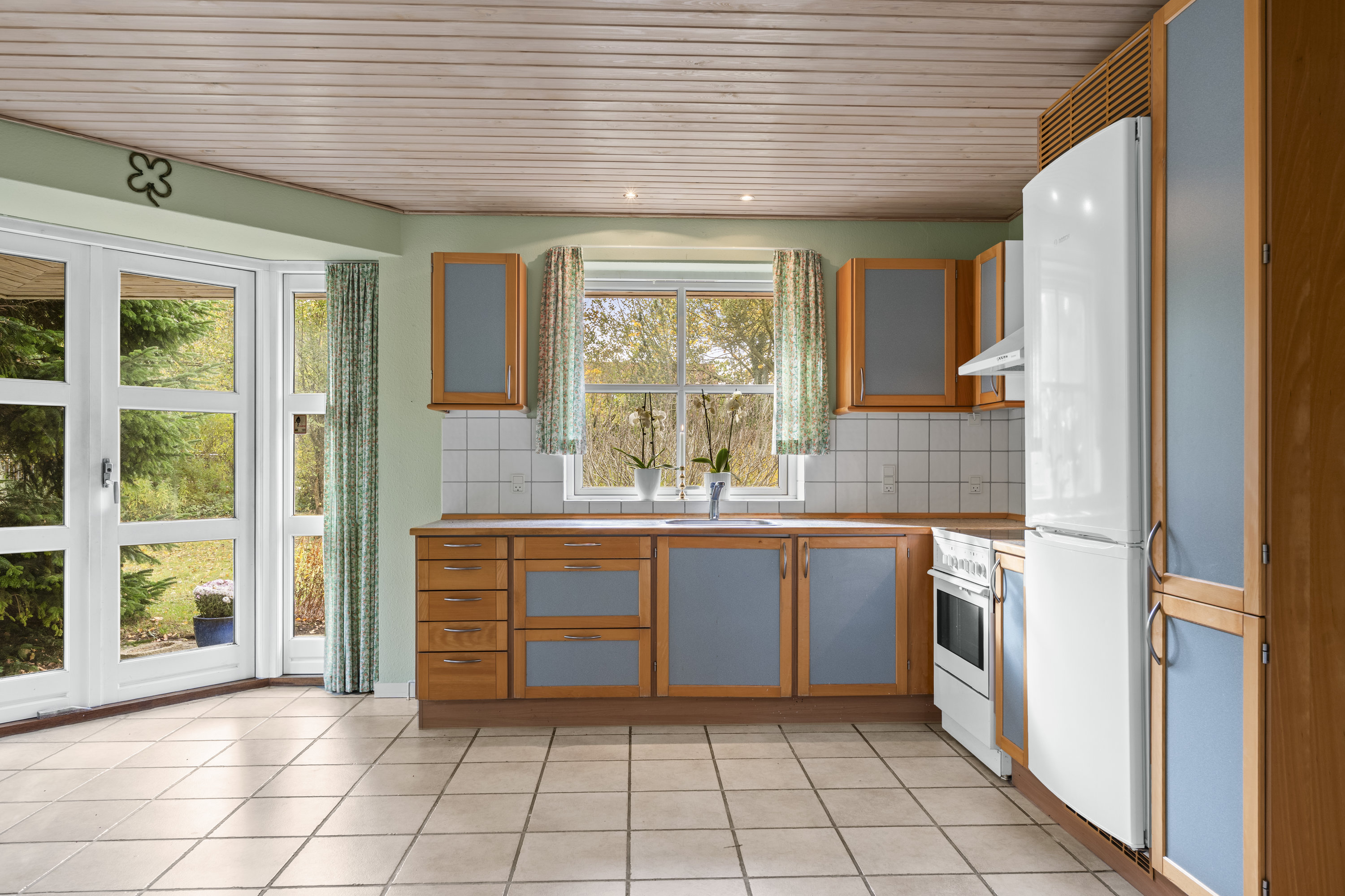 Fremhævet køkken billede i fuldskærmstilstand. Billede af Brolandvej 14, Bullerup, 5320 Agedrup