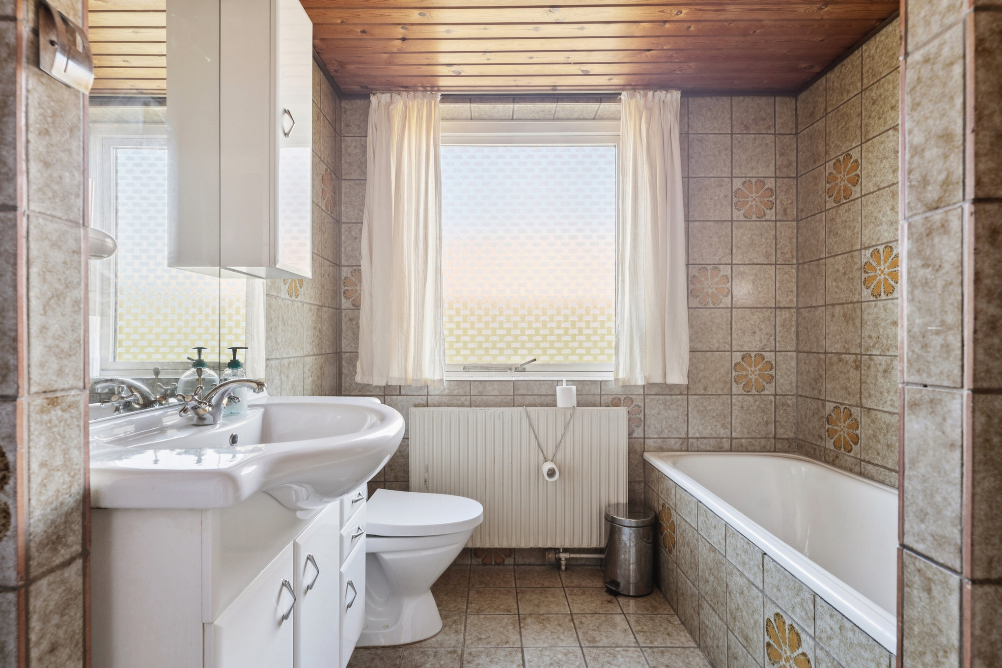 Fremhævet badeværelse billede i fuldskærmstilstand. Billede af Holger Danskes Vej 16, 8960 Randers SØ