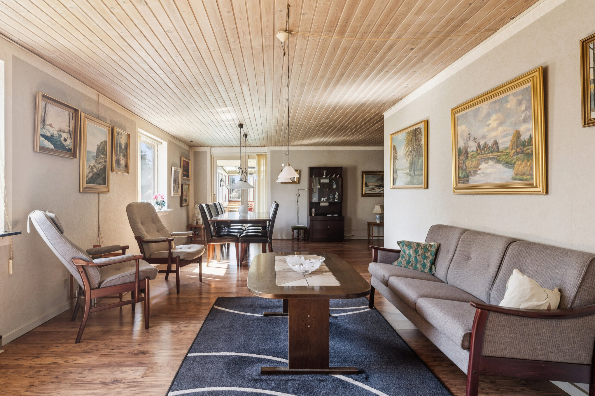 Fremhævet stue billede i fuldskærmstilstand. Billede af Holger Danskes Vej 16, 8960 Randers SØ