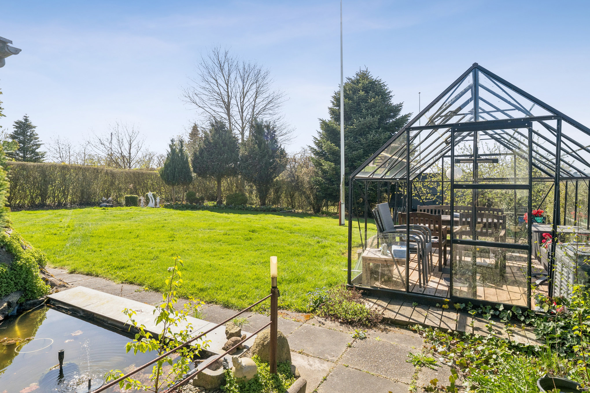 Fremhævet have billede i fuldskærmstilstand. Billede af Holger Danskes Vej 16, 8960 Randers SØ