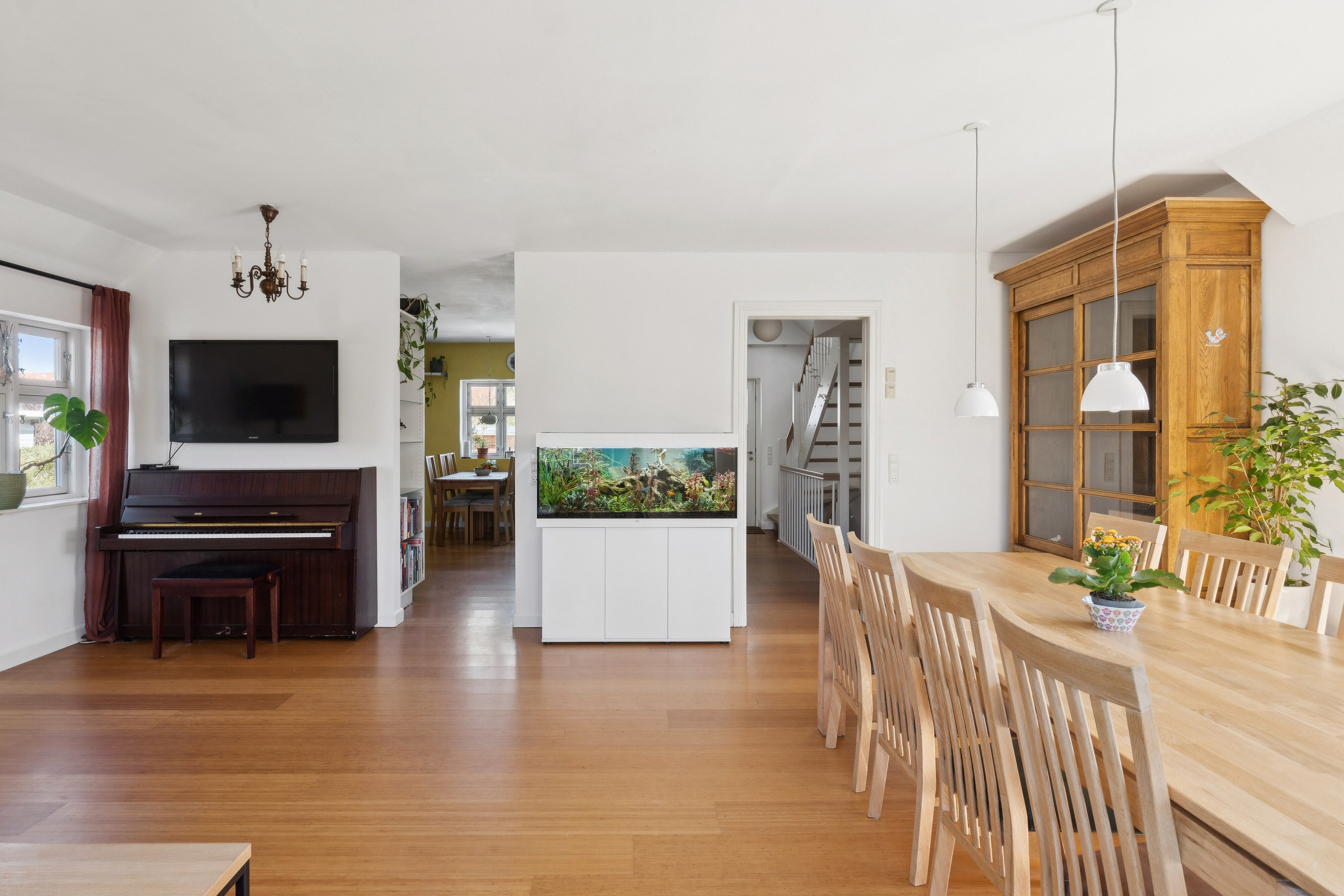 Fremhævet spisestue billede i fuldskærmstilstand. Billede af Kløverdalen 3, 4000 Roskilde