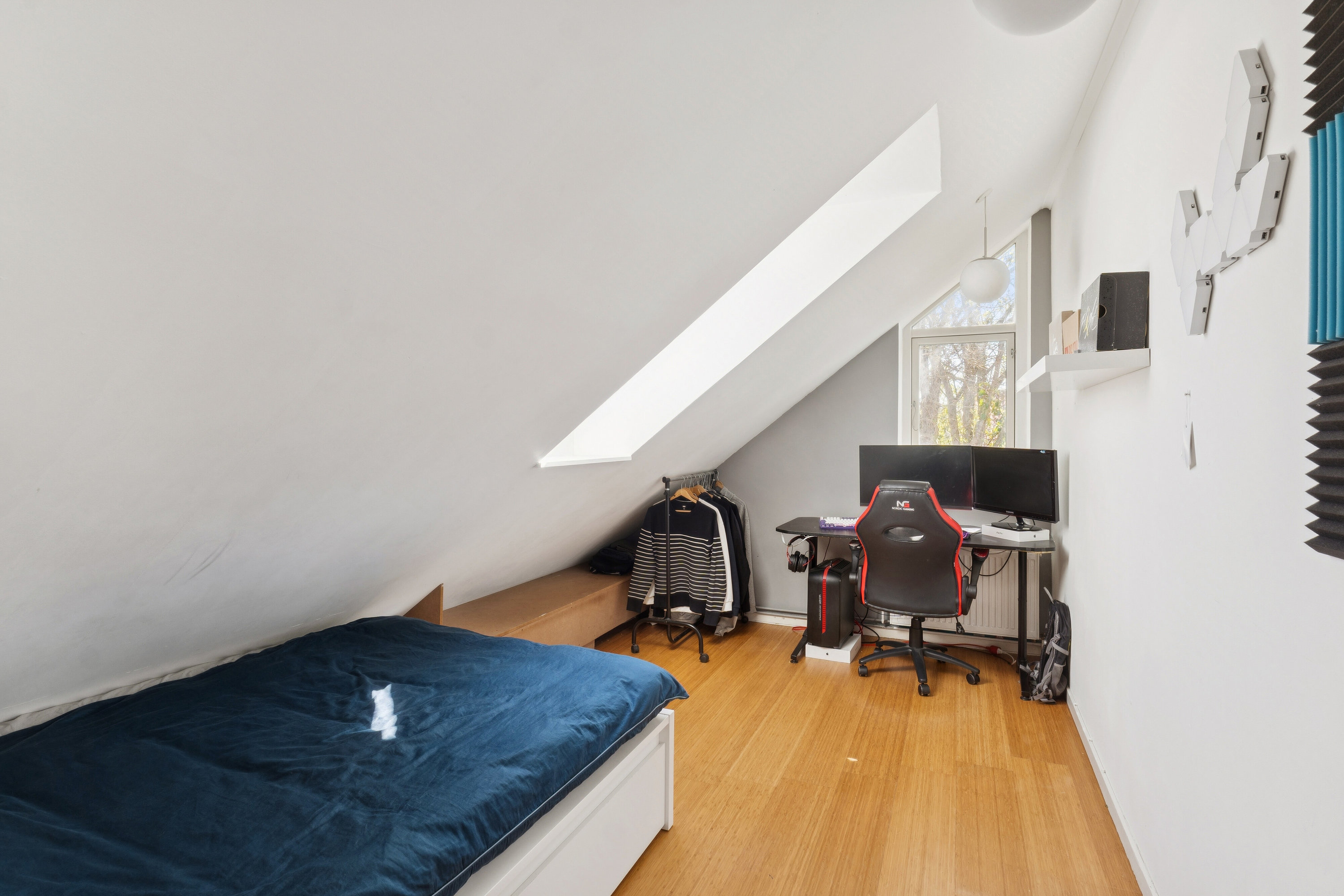 Fremhævet soveværelse billede i fuldskærmstilstand. Billede af Kløverdalen 3, 4000 Roskilde