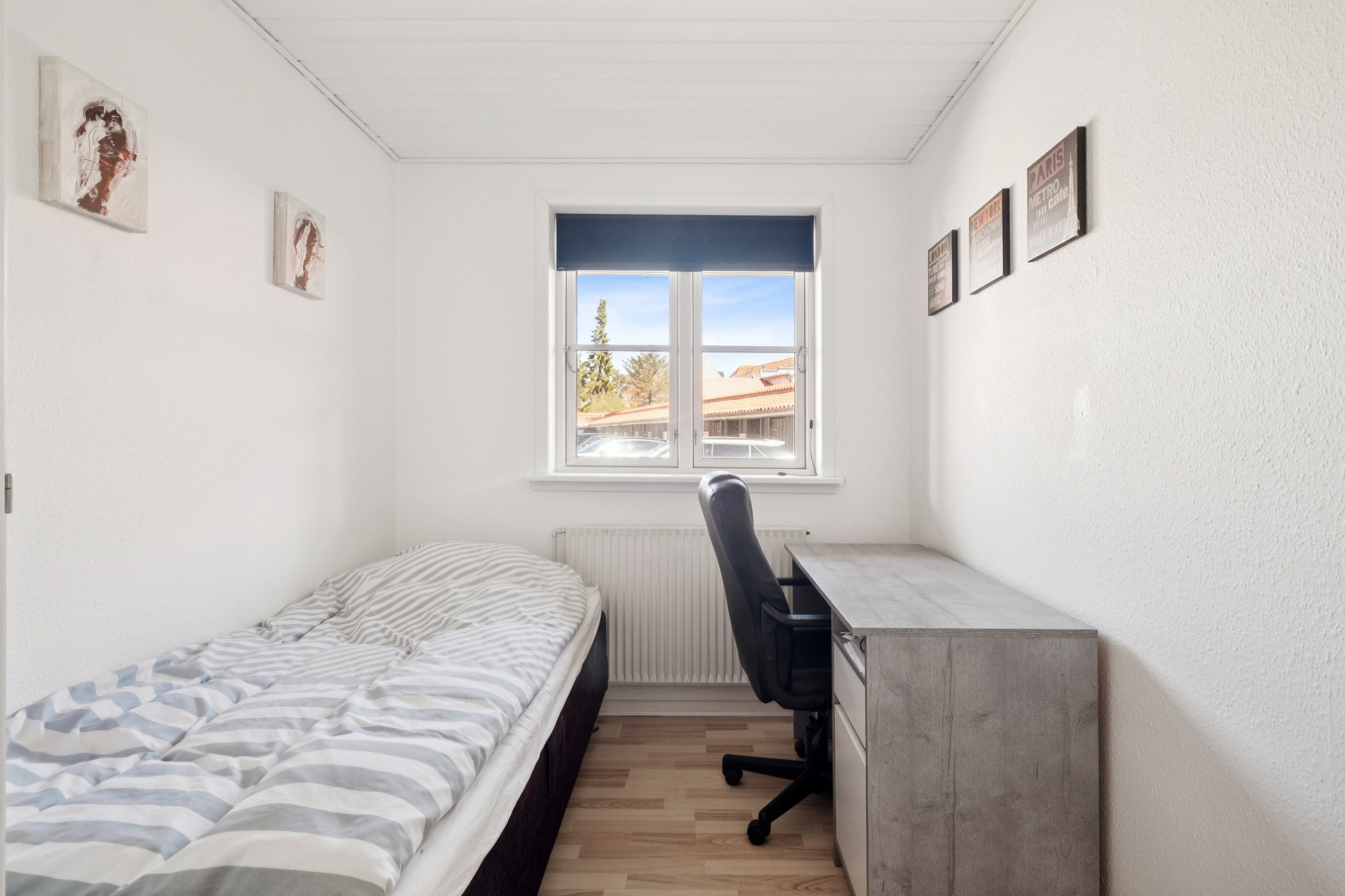 Fremhævet soveværelse billede i fuldskærmstilstand. Billede af Dronningensgade 25D, 9800 Hjørring