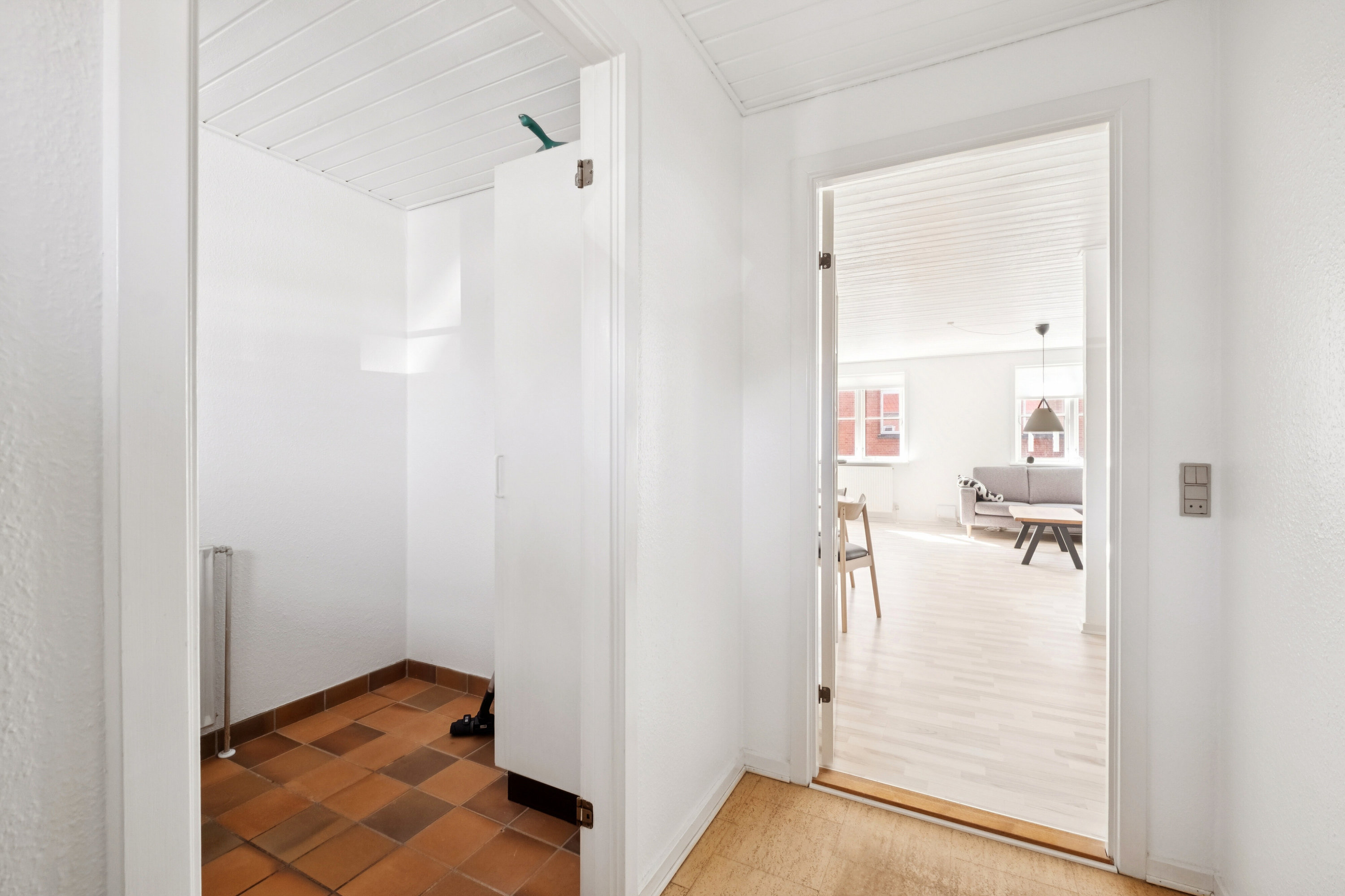 Fremhævet indendørs billede i fuldskærmstilstand. Billede af Dronningensgade 25D, 9800 Hjørring