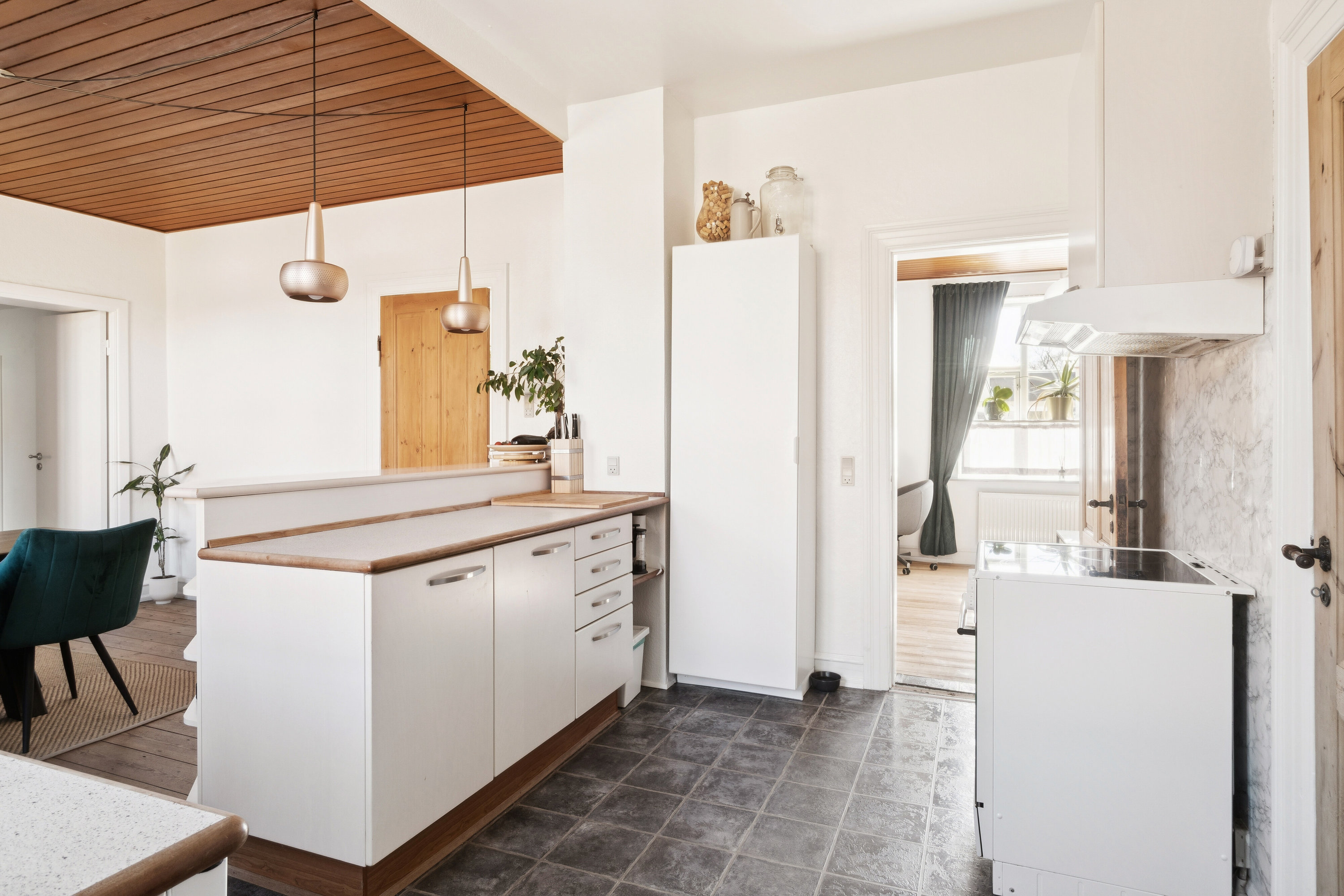 Fremhævet køkken billede i fuldskærmstilstand. Billede af Bregentvedvej 47, 4690 Haslev