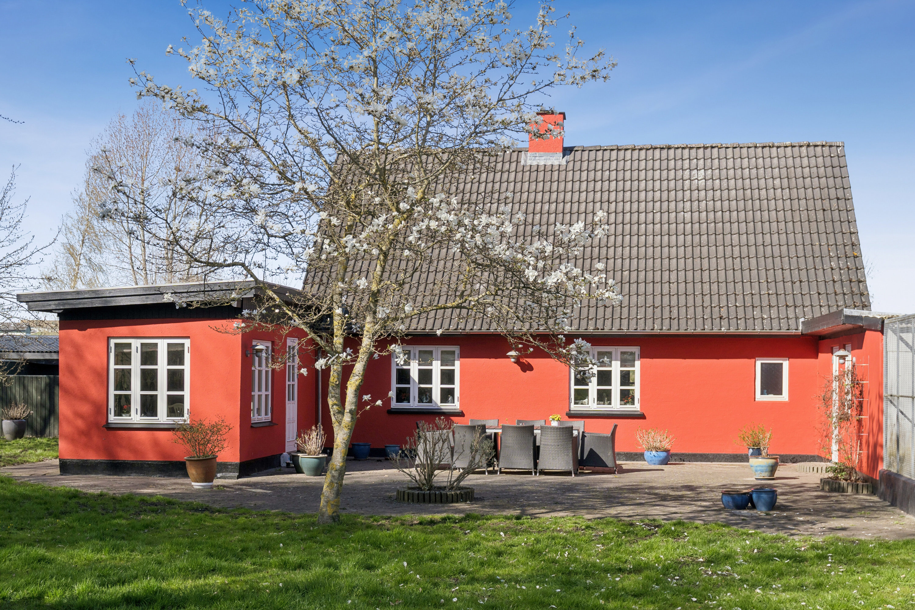 Fremhævet set fra haven billede i fuldskærmstilstand. Billede af Grevinge Kanalvej 33, Gundestrup, 4571 Grevinge