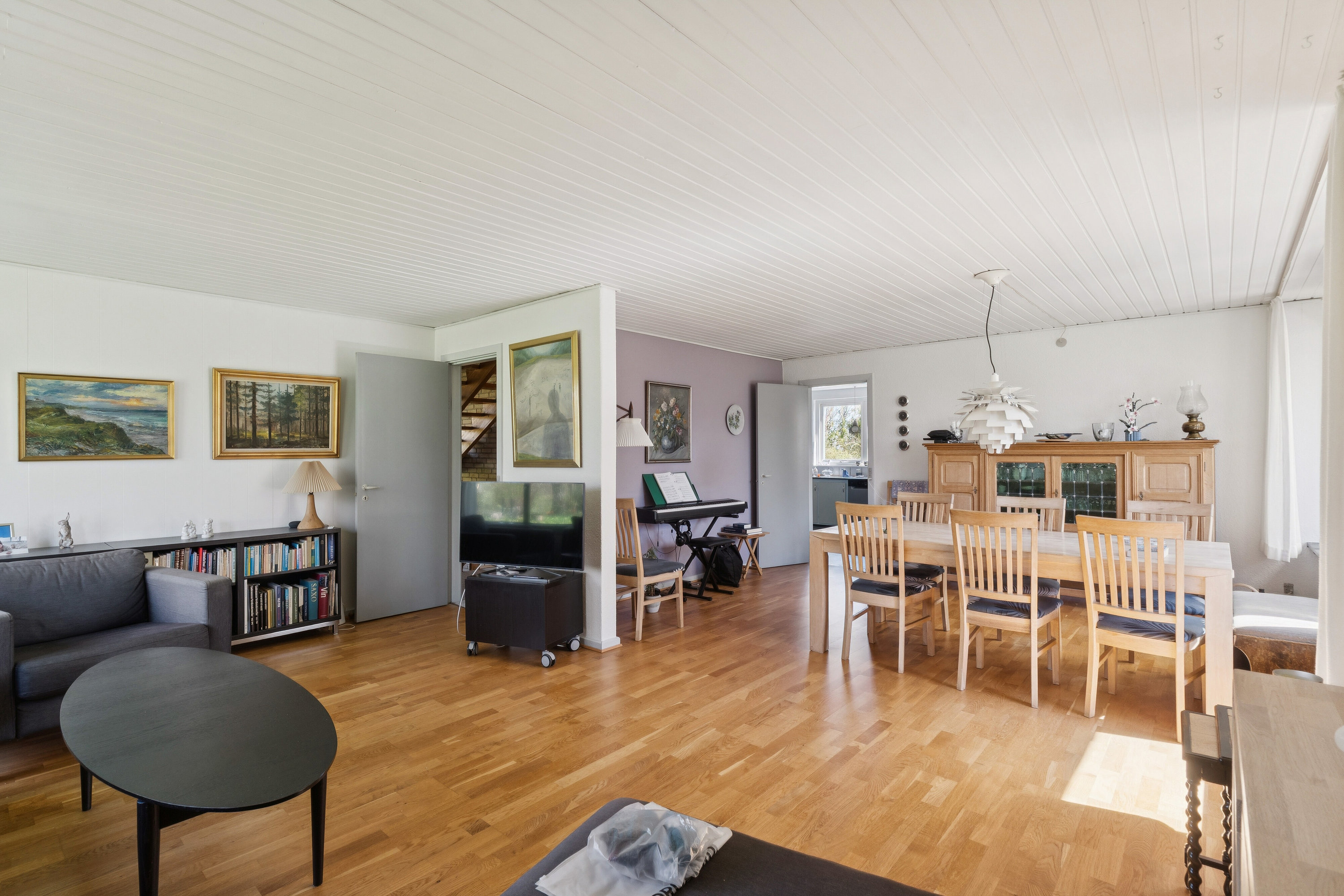 Fremhævet alrum billede i fuldskærmstilstand. Billede af Møllegårdsvej 2, Osted, 4320 Lejre