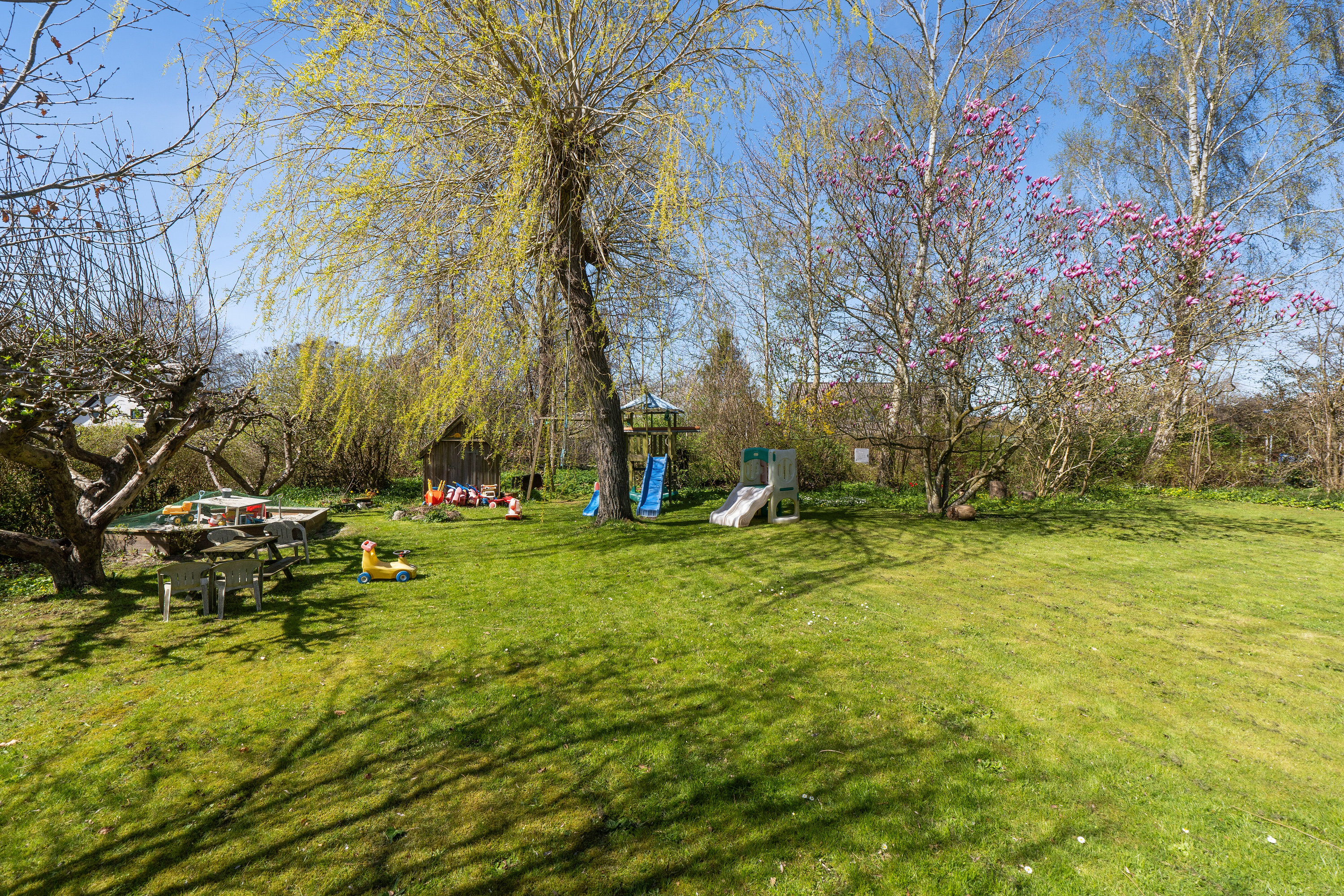 Fremhævet udendørs billede i fuldskærmstilstand. Billede af Møllegårdsvej 2, Osted, 4320 Lejre