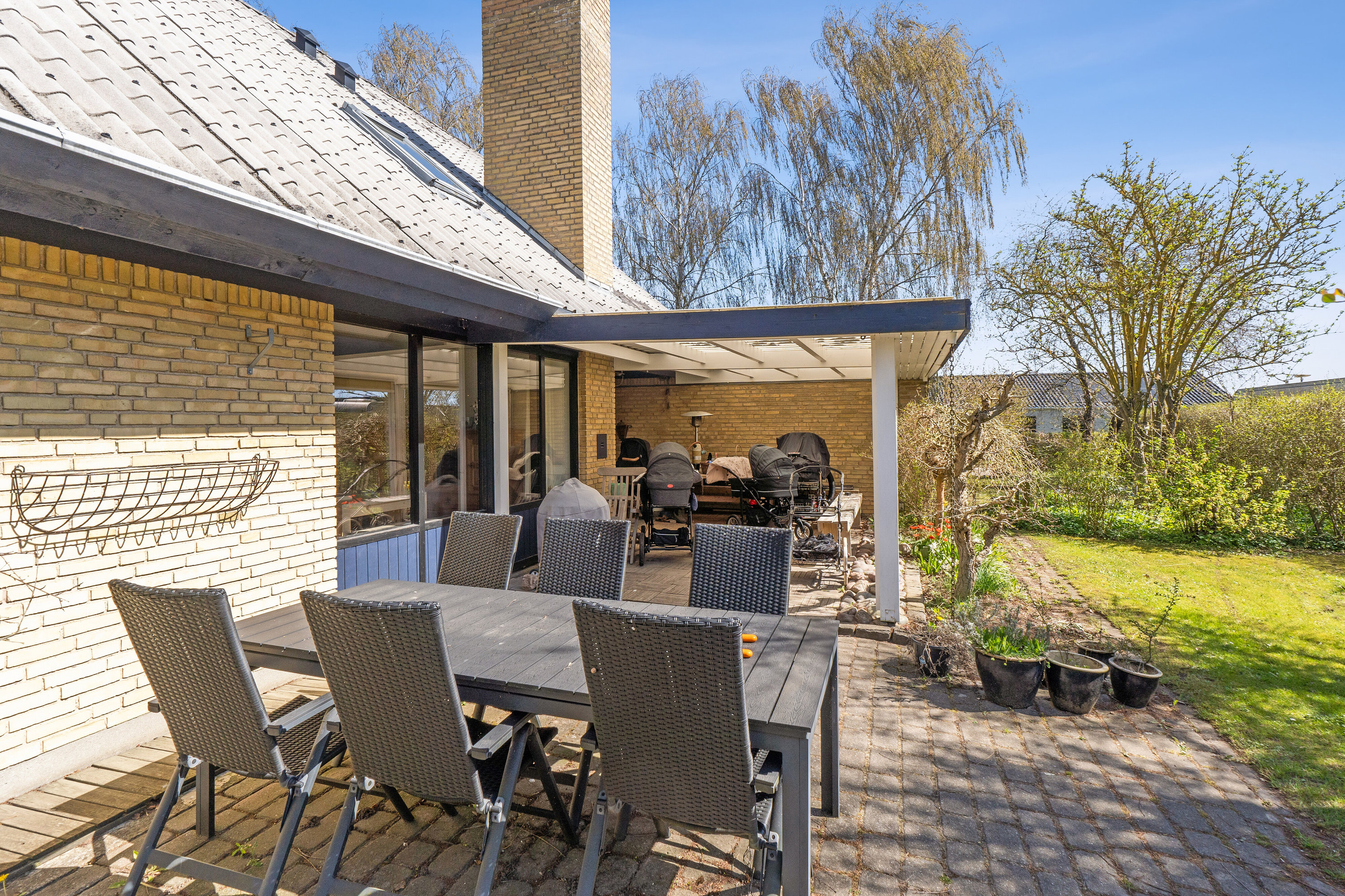 Fremhævet udendørs billede i fuldskærmstilstand. Billede af Møllegårdsvej 2, Osted, 4320 Lejre