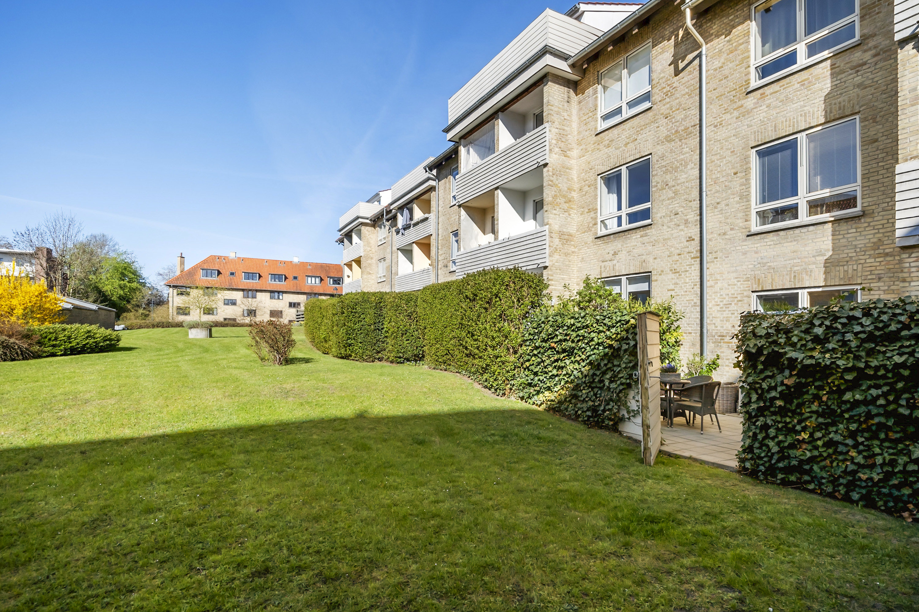 Fremhævet ejendommen billede i fuldskærmstilstand. Billede af Tværbommen 43, st.. th., 2820 Gentofte