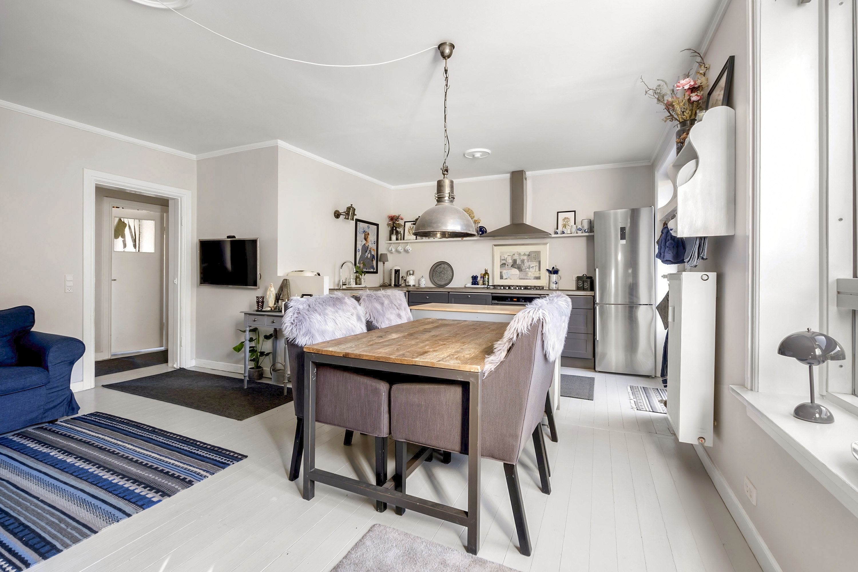 Fremhævet spisestue billede i fuldskærmstilstand. Billede af Tværbommen 43, st.. th., 2820 Gentofte