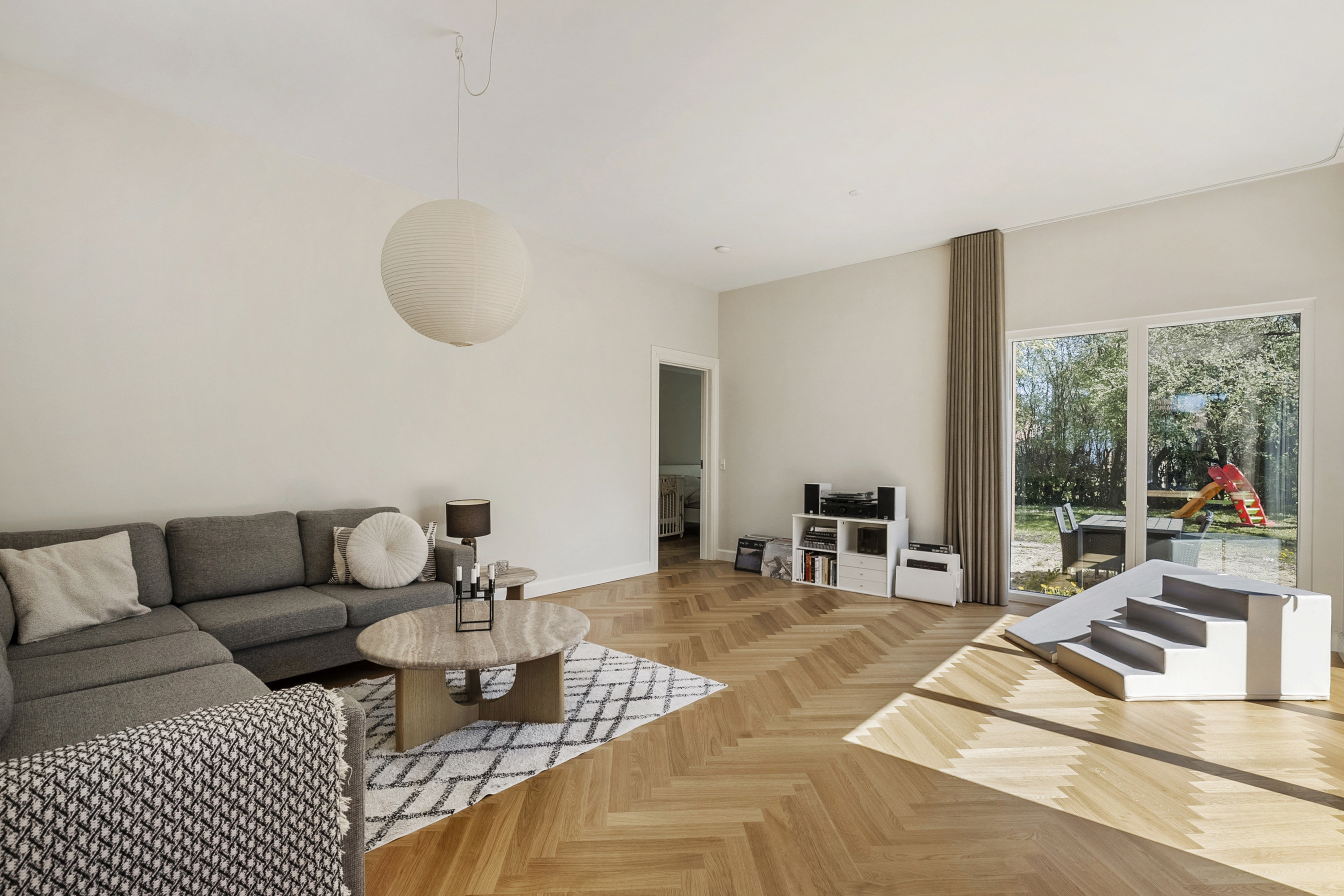 Fremhævet stue billede i fuldskærmstilstand. Billede af Carl Lunds Vej 53, 5000 Odense C