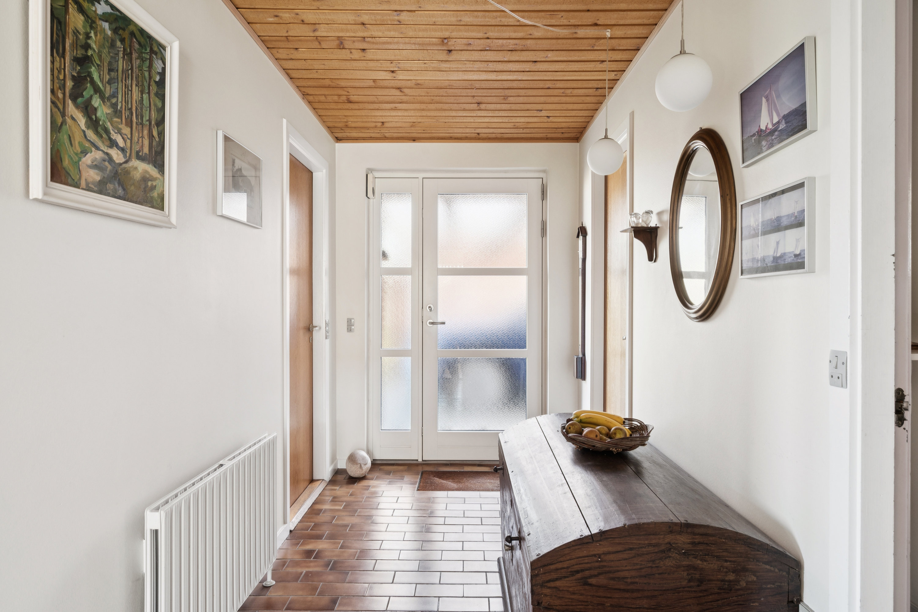 Fremhævet entré billede i fuldskærmstilstand. Billede af Tinningvej 25, Foldby, 8382 Hinnerup