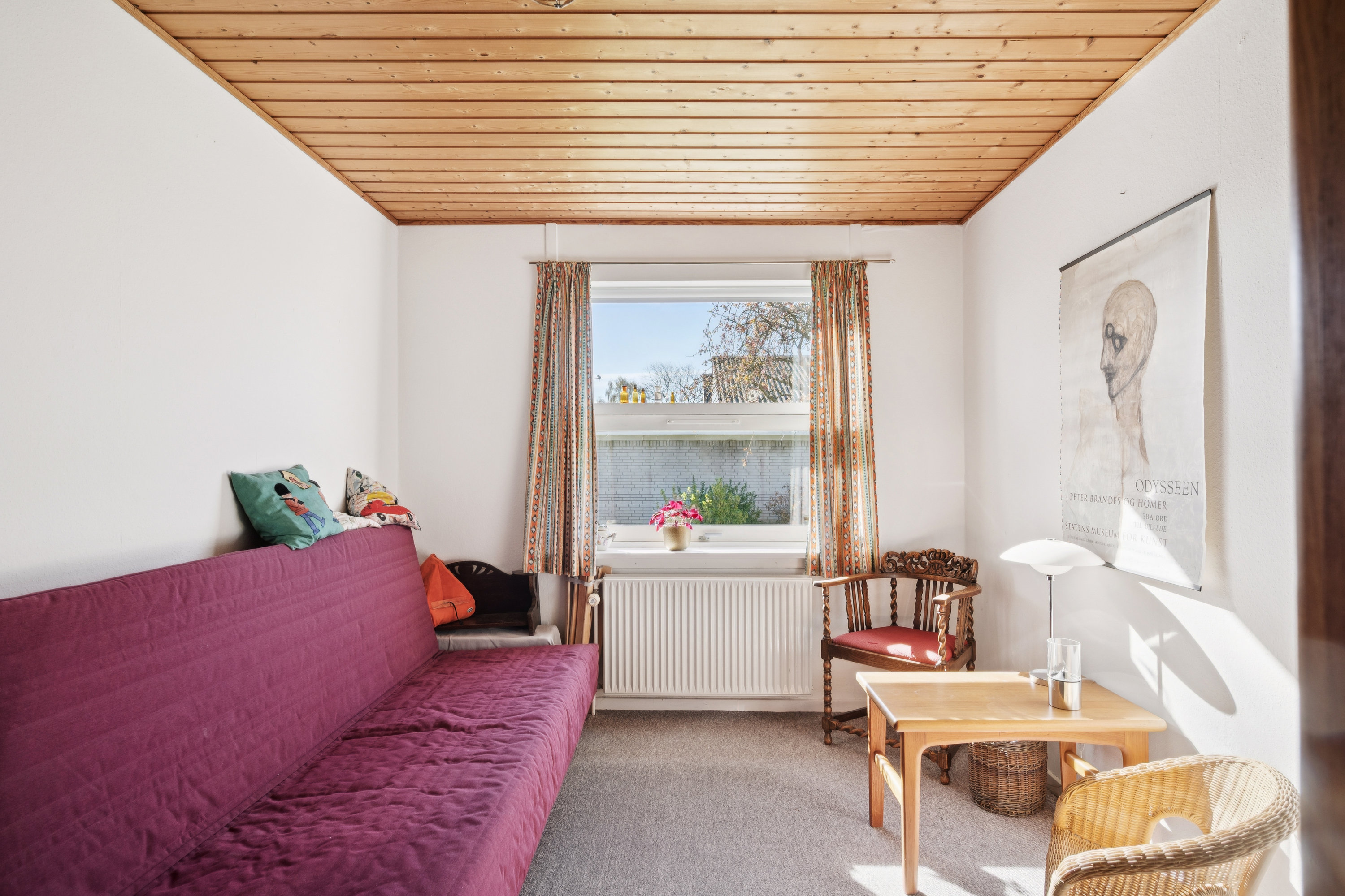 Fremhævet stue billede i fuldskærmstilstand. Billede af Tinningvej 25, Foldby, 8382 Hinnerup