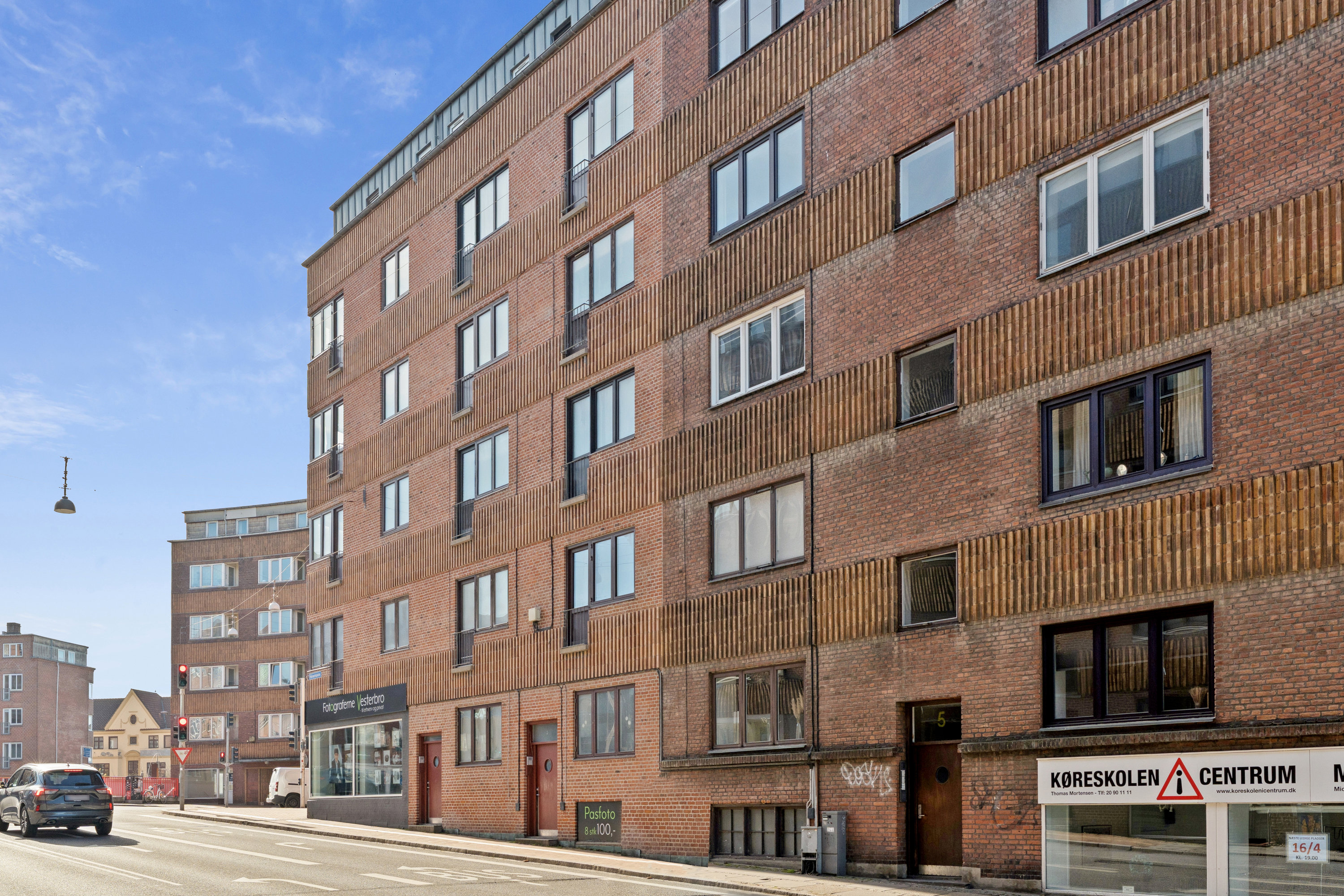 Fremhævet andet billede i fuldskærmstilstand. Billede af Hasserisgade 1, 1. th., 9000 Aalborg