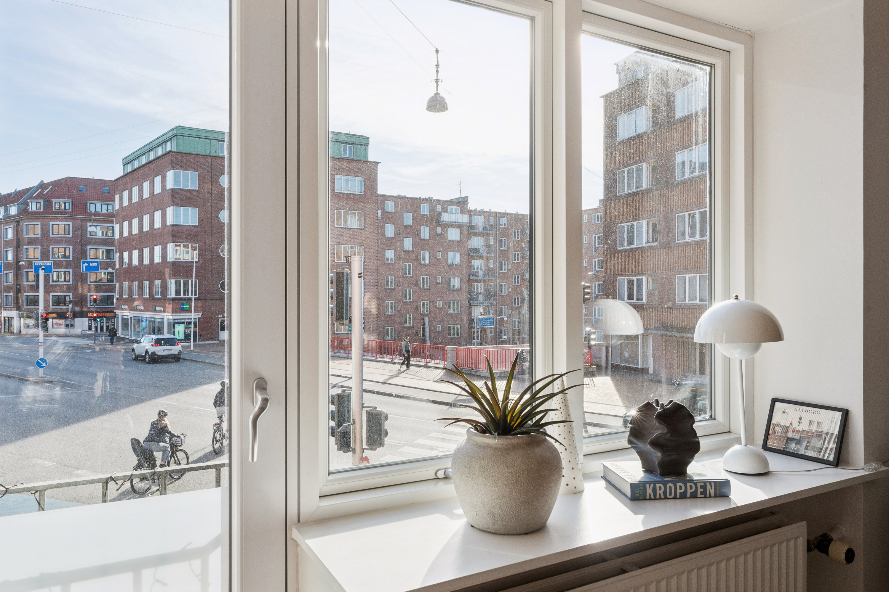 Fremhævet stue billede i fuldskærmstilstand. Billede af Hasserisgade 1, 1. th., 9000 Aalborg