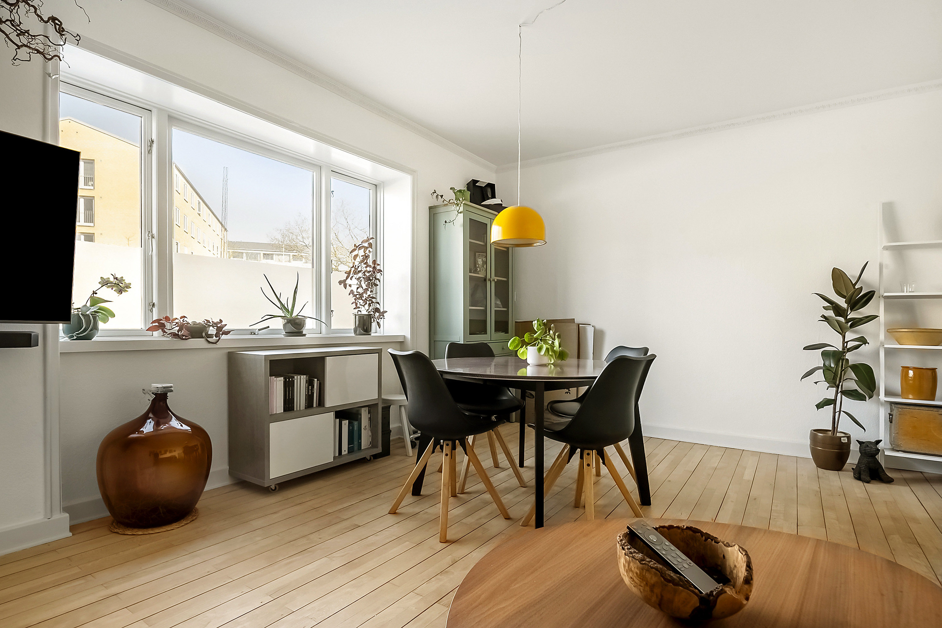 Fremhævet stue billede i fuldskærmstilstand. Billede af Nordre Ringgade 98, st.. th., Trøjborg, 8200 Aarhus N