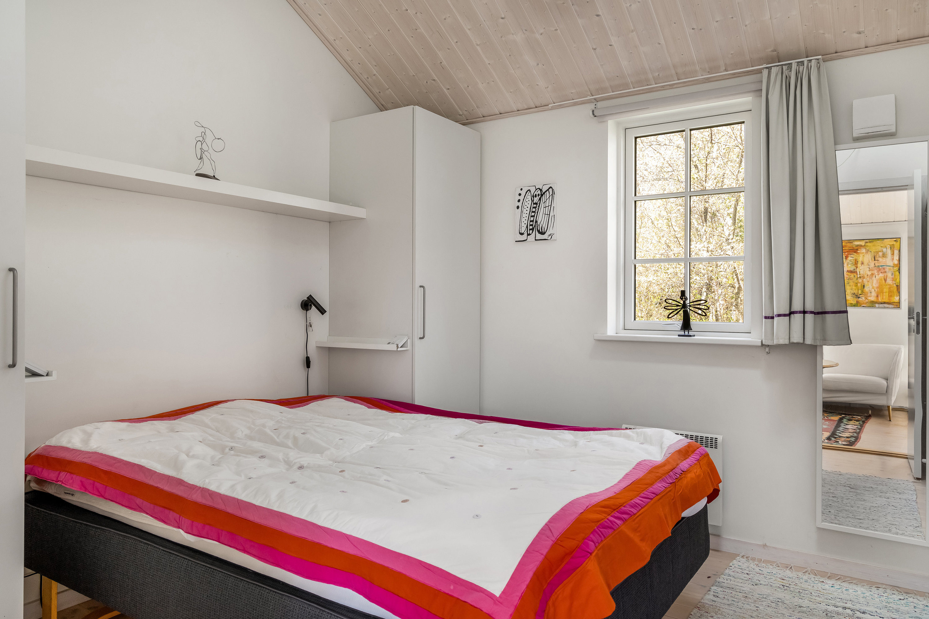 Fremhævet soveværelse billede i fuldskærmstilstand. Billede af Fredensvej 12, Strand Esbønderup, 3250 Gilleleje