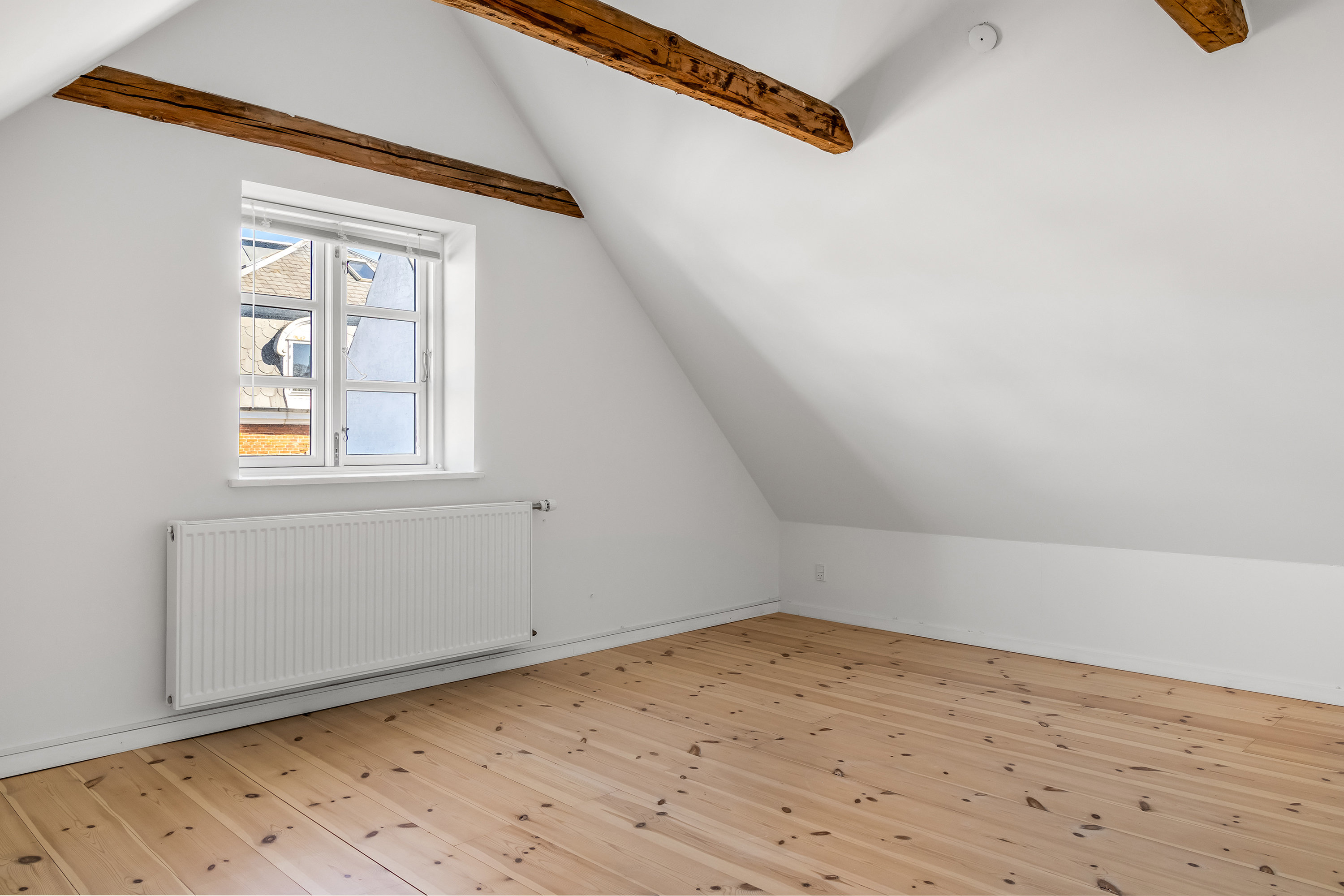 Fremhævet værelse billede i fuldskærmstilstand. Billede af Gilleleje Hovedgade 8B, 3250 Gilleleje