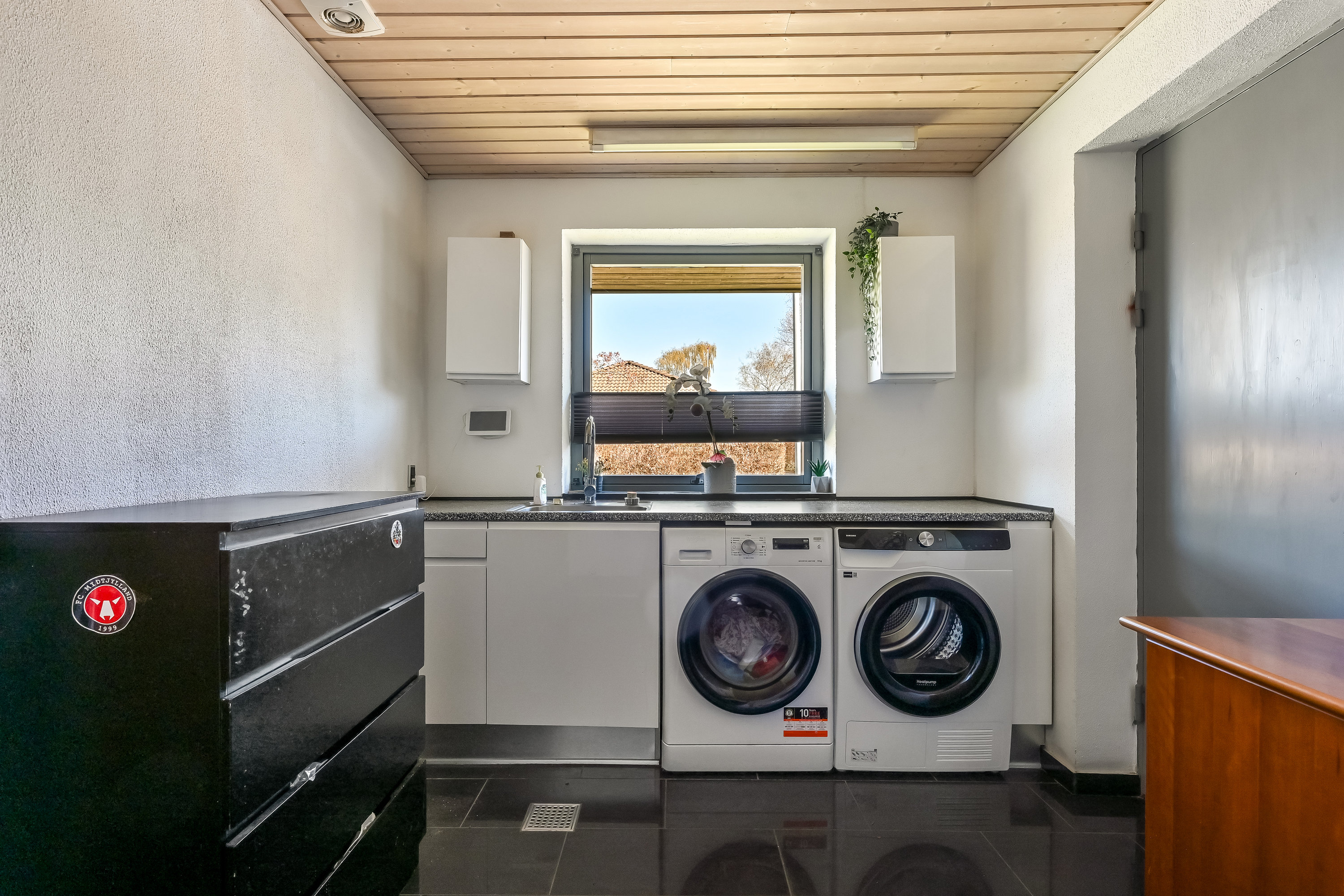 Fremhævet bryggers billede i fuldskærmstilstand. Billede af Hjejlevej 155, 7451 Sunds