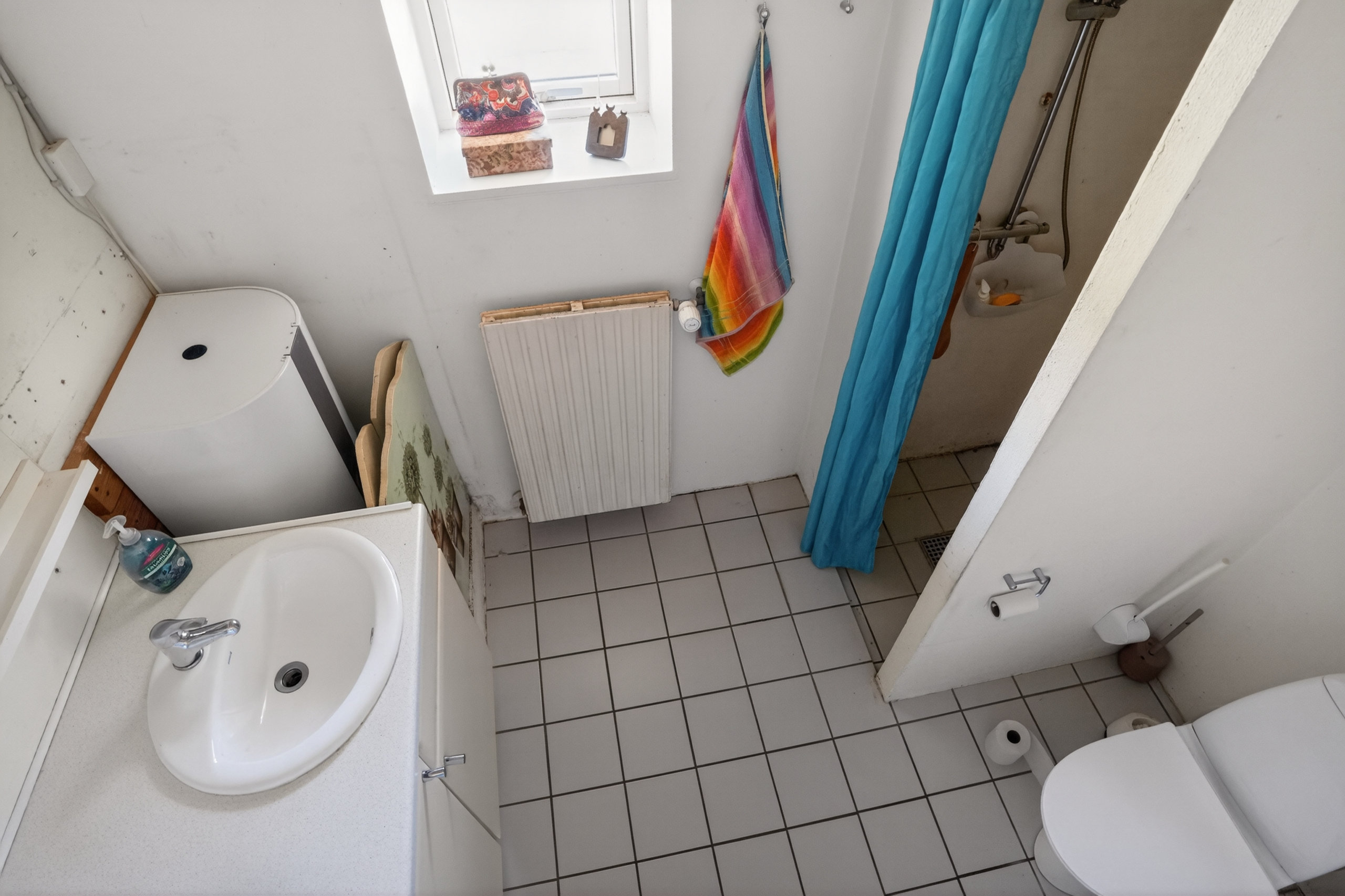 Fremhævet badeværelse billede i fuldskærmstilstand. Billede af Telemansvej 1, Yderby Lyng, 4583 Sjællands Odde