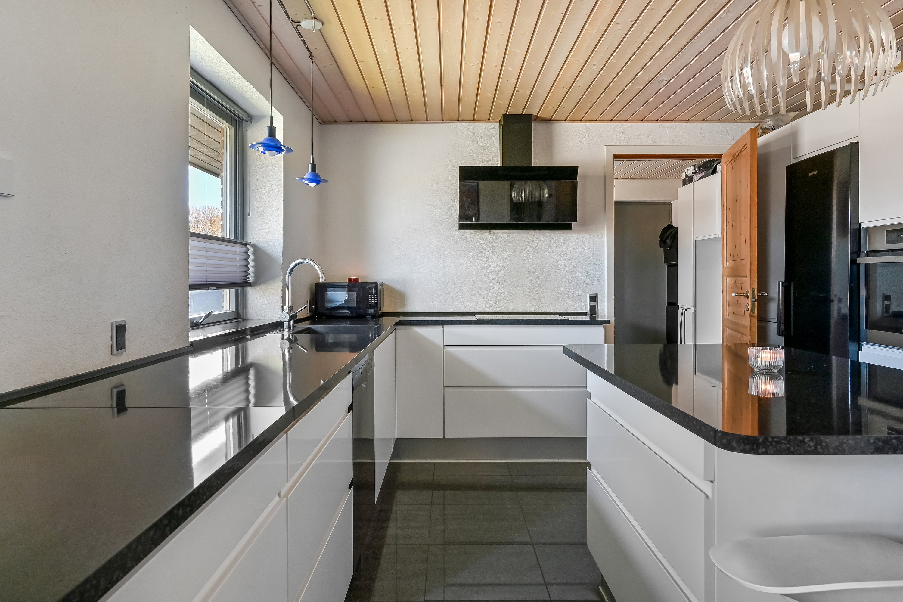 Fremhævet køkken billede i fuldskærmstilstand. Billede af Hjejlevej 155, 7451 Sunds