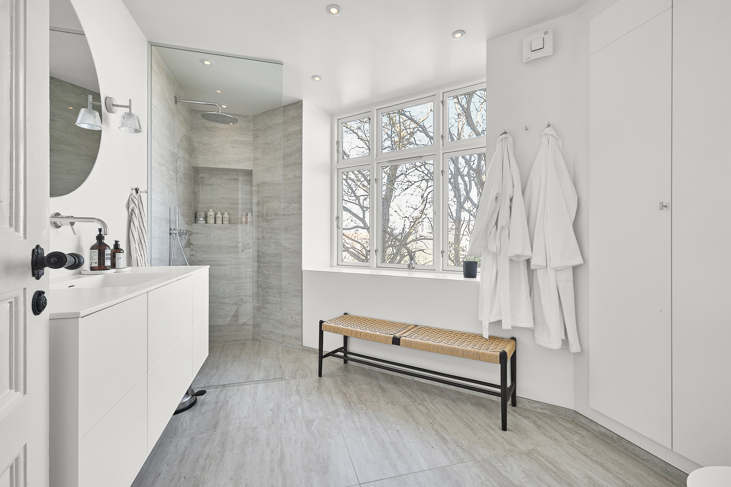 Fremhævet andet billede i fuldskærmstilstand. Billede af Ewaldsgade 14, 1. tv., 8000 Aarhus C