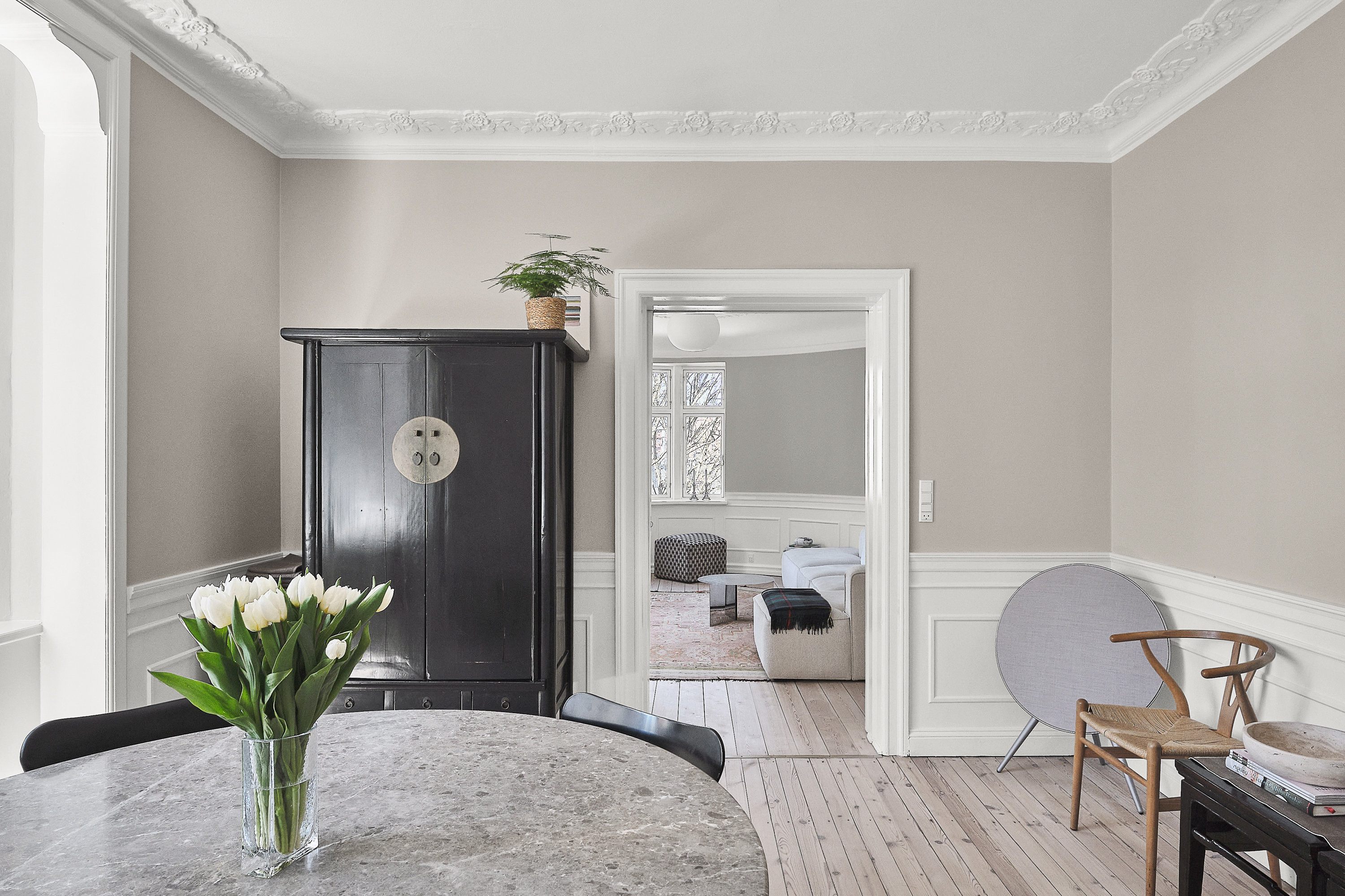 Fremhævet stue billede i fuldskærmstilstand. Billede af Ewaldsgade 14, 1. tv., 8000 Aarhus C