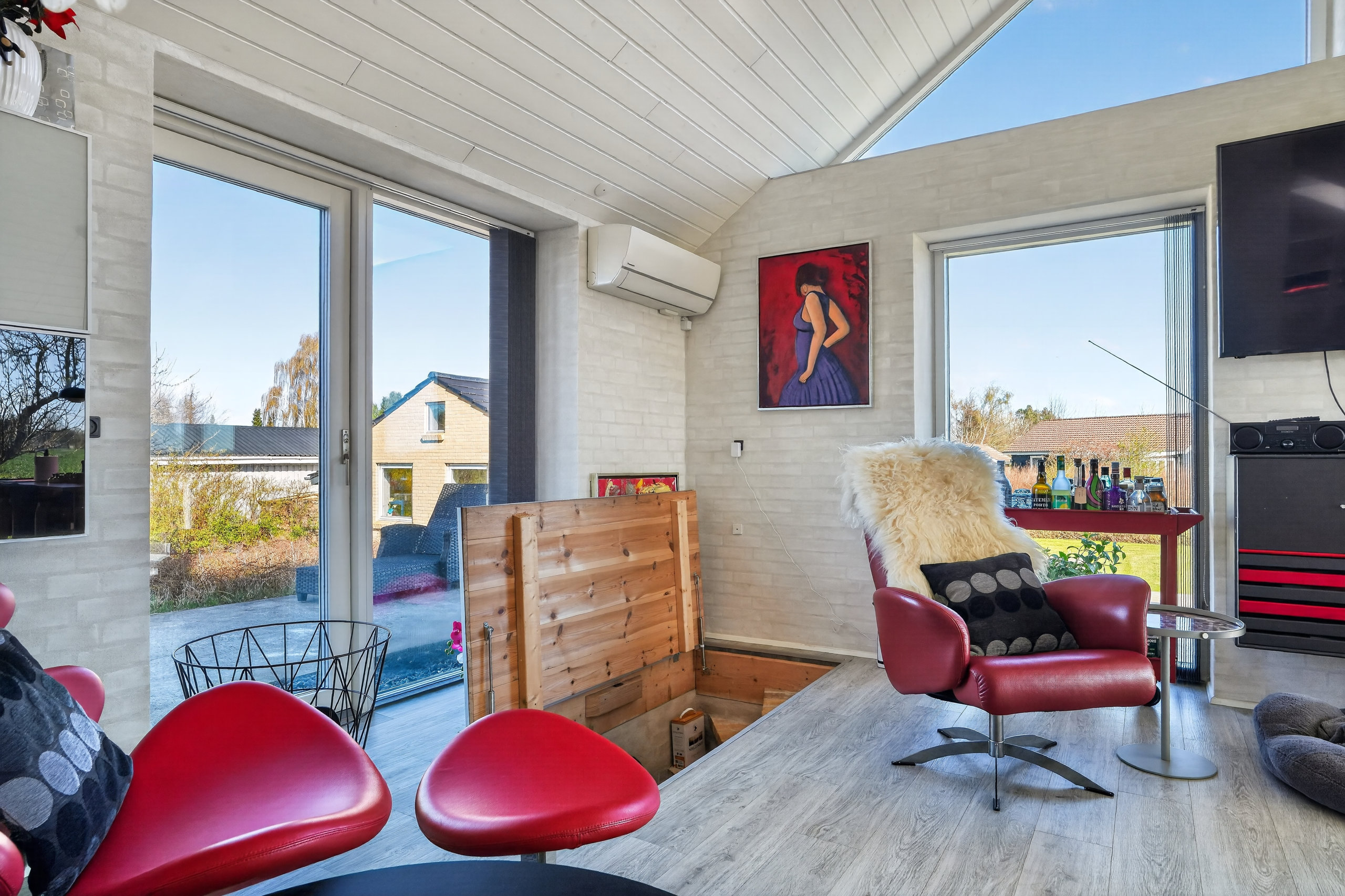 Fremhævet stue billede i fuldskærmstilstand. Billede af To-Bjerg 136, Uglerup, 4300 Holbæk