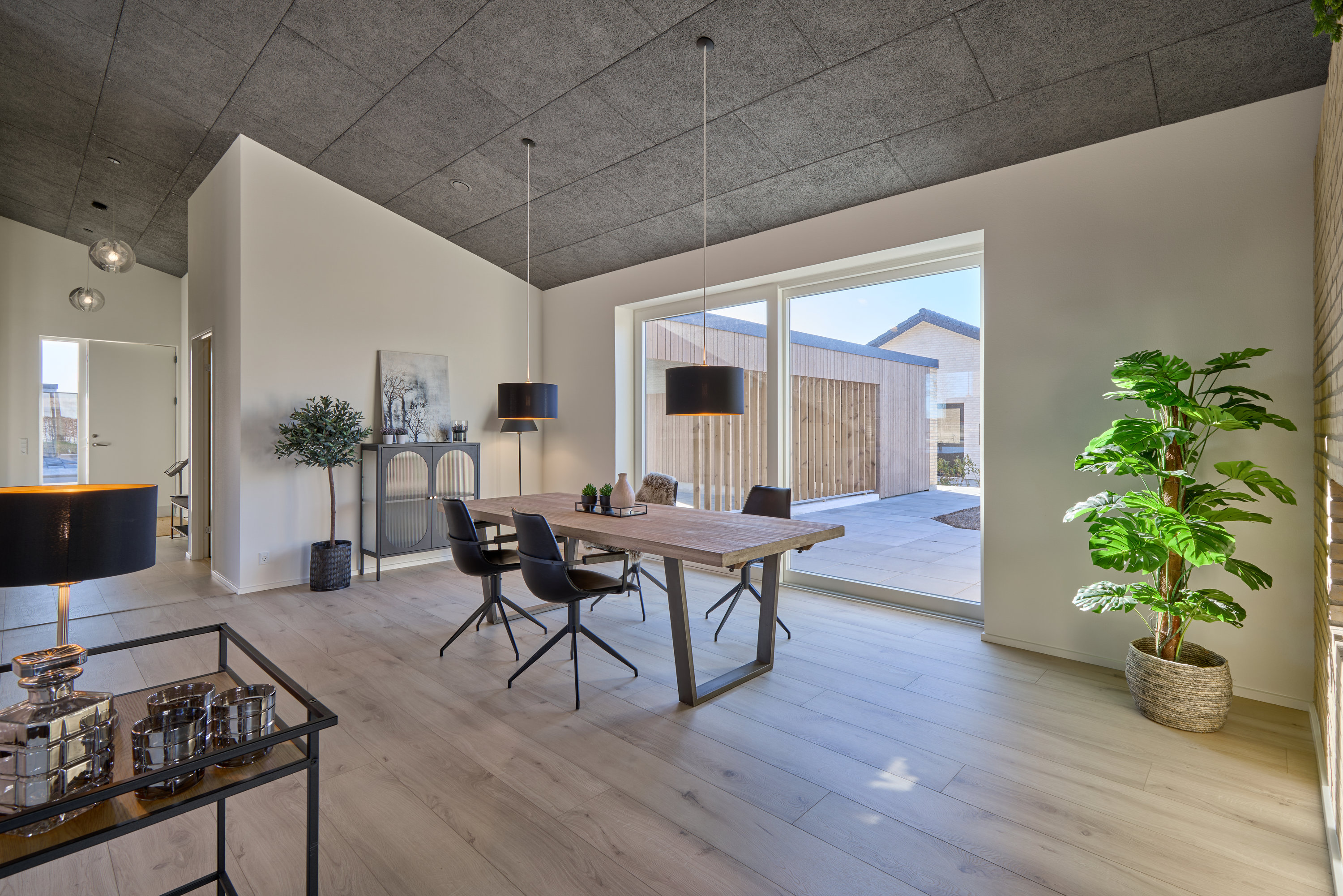 Fremhævet  billede i fuldskærmstilstand. Billede af Østerlindparken 85, Lind, 7400 Herning