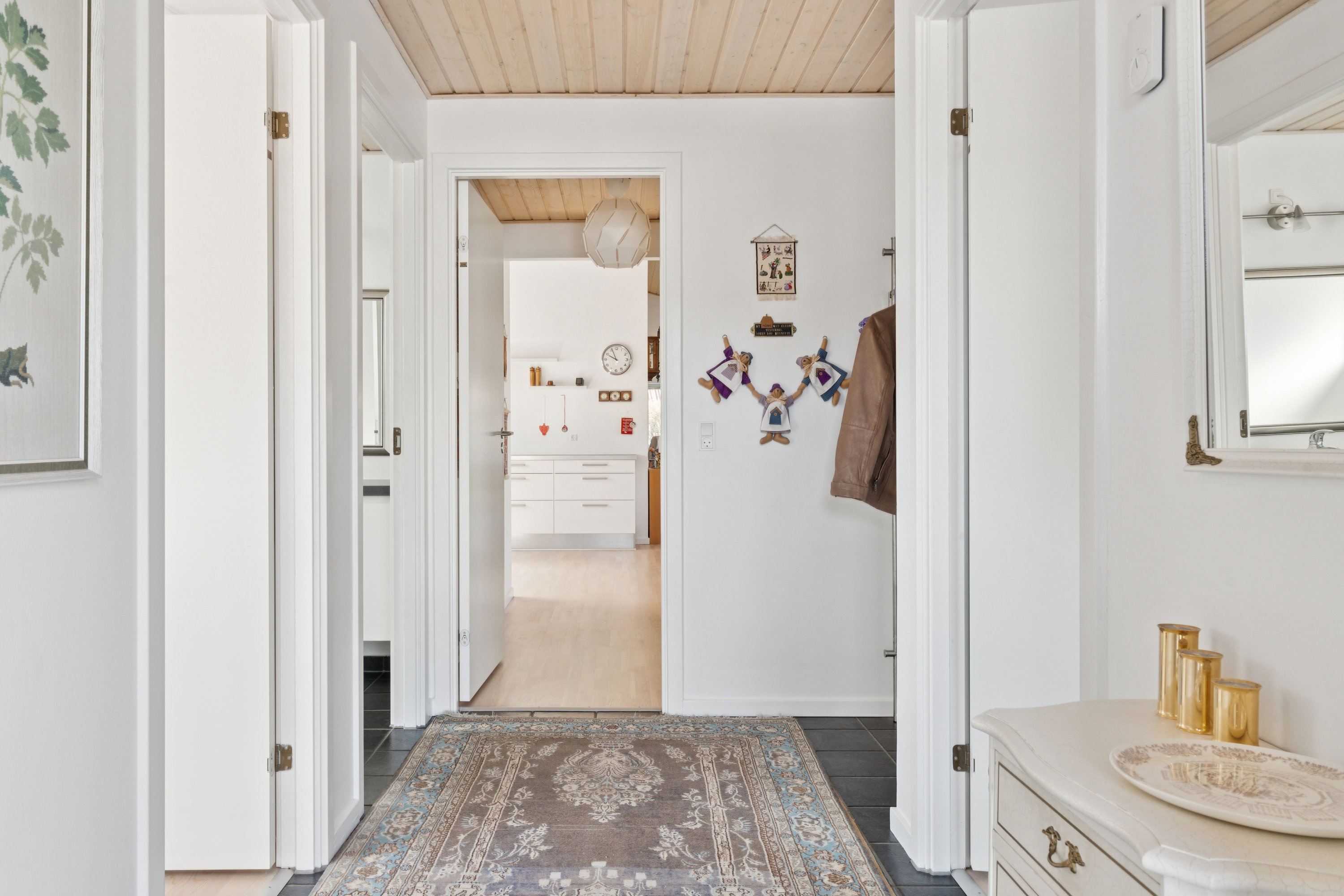 Fremhævet entre billede i fuldskærmstilstand. Billede af Hjordalsvej 1, 9530 Støvring