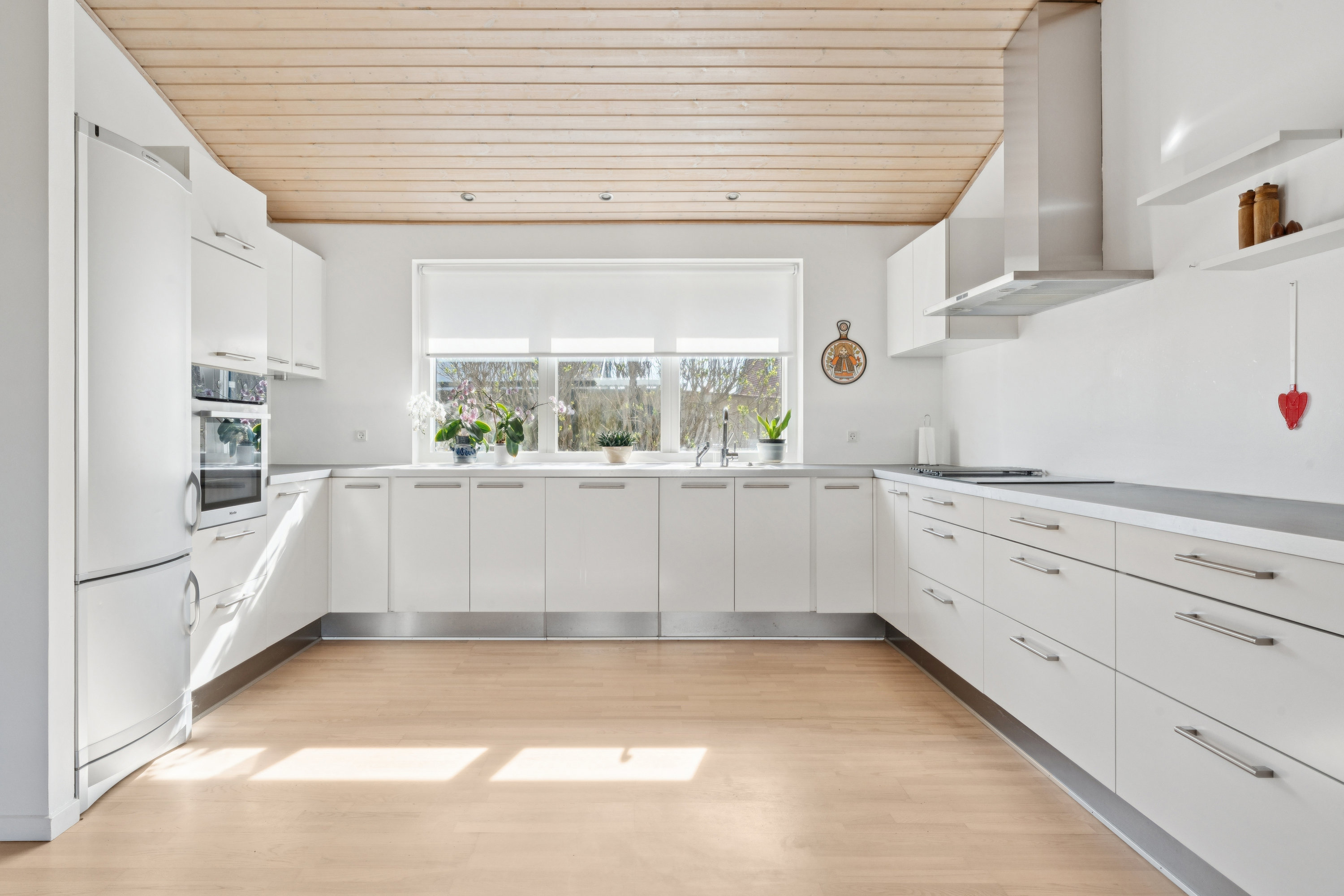 Fremhævet køkken billede i fuldskærmstilstand. Billede af Hjordalsvej 1, 9530 Støvring