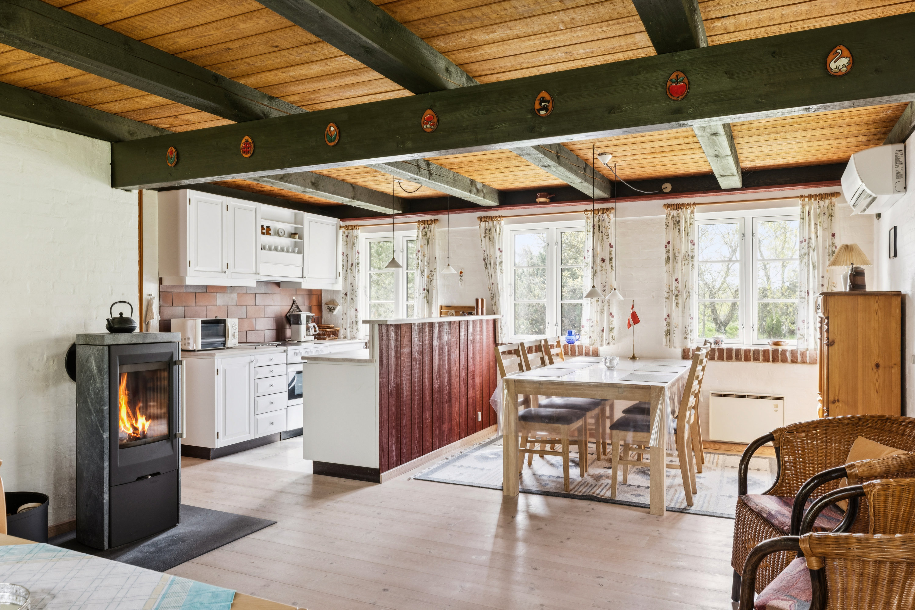 Fremhævet stue billede i fuldskærmstilstand. Billede af Langdalsvej 6, Mølby, 6792 Rømø