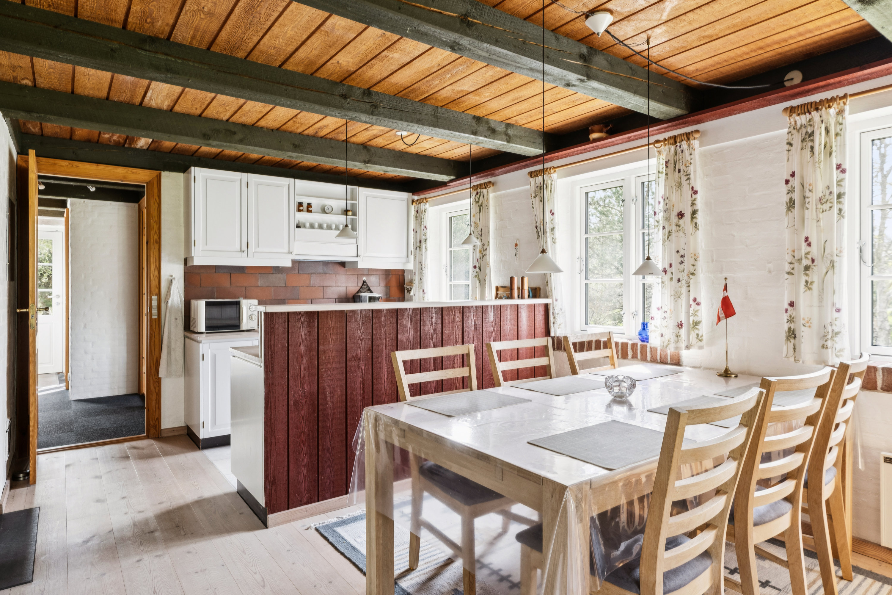 Fremhævet stue billede i fuldskærmstilstand. Billede af Langdalsvej 6, Mølby, 6792 Rømø