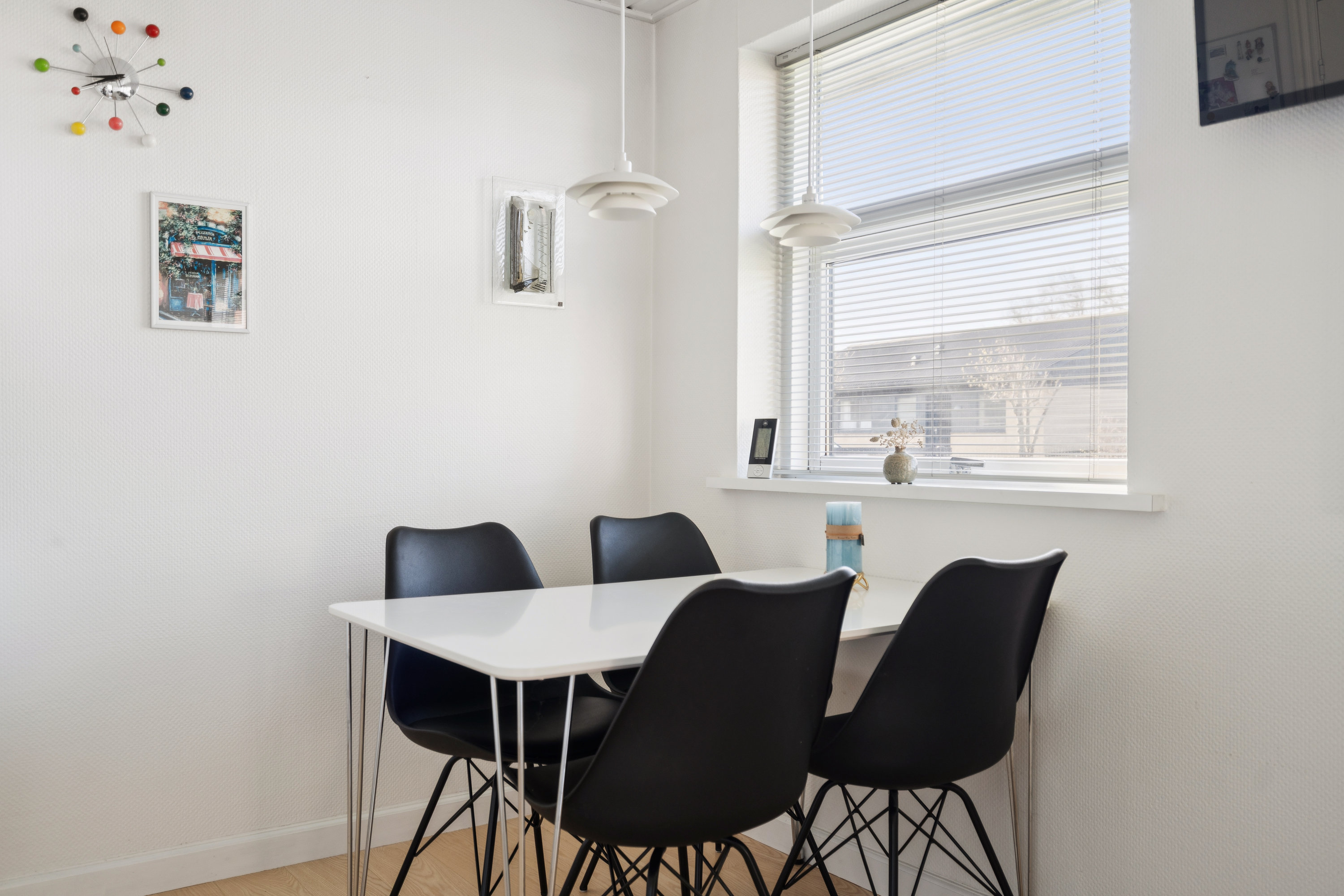 Fremhævet køkken billede i fuldskærmstilstand. Billede af Agerledet 30, 9850 Hirtshals