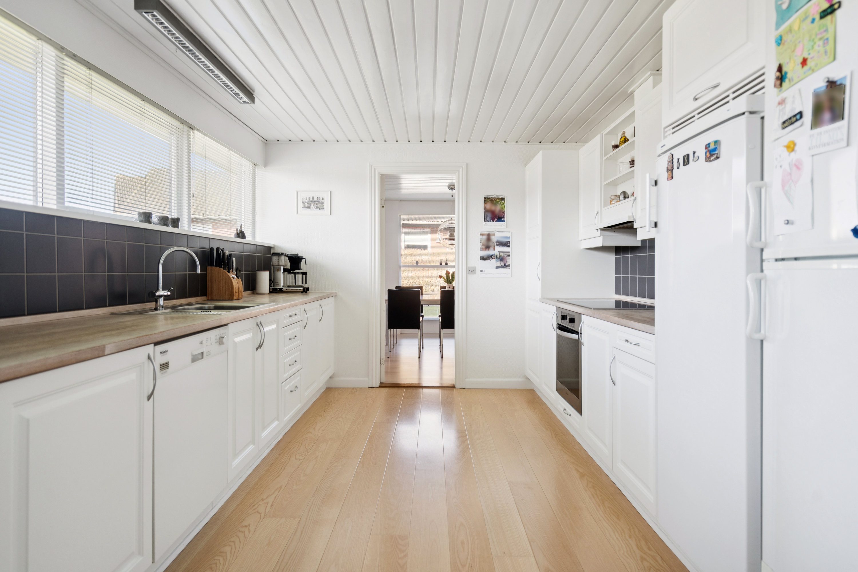 Fremhævet køkken billede i fuldskærmstilstand. Billede af Agerledet 30, 9850 Hirtshals