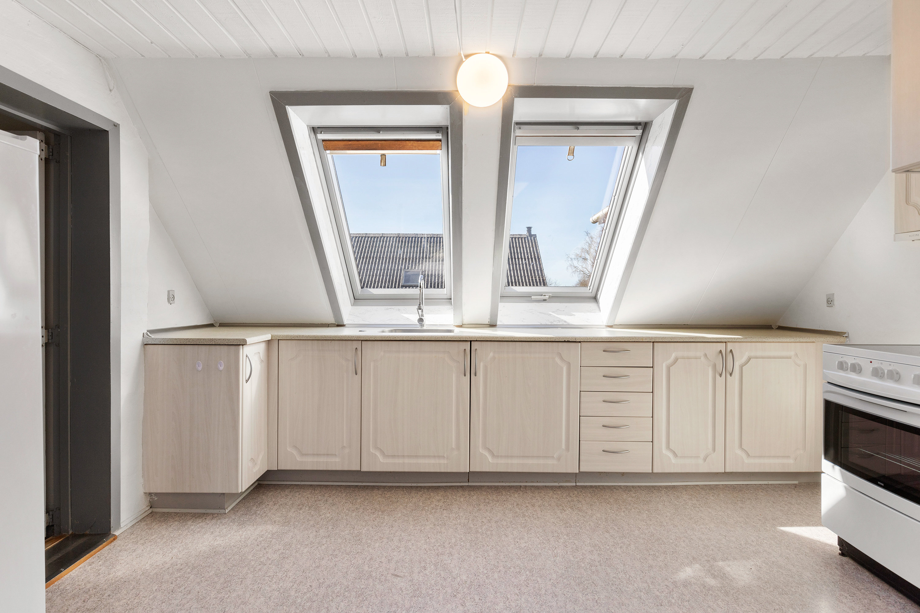 Fremhævet køkken billede i fuldskærmstilstand. Billede af Gl. Landevej 32A, Birkelse, 9440 Aabybro