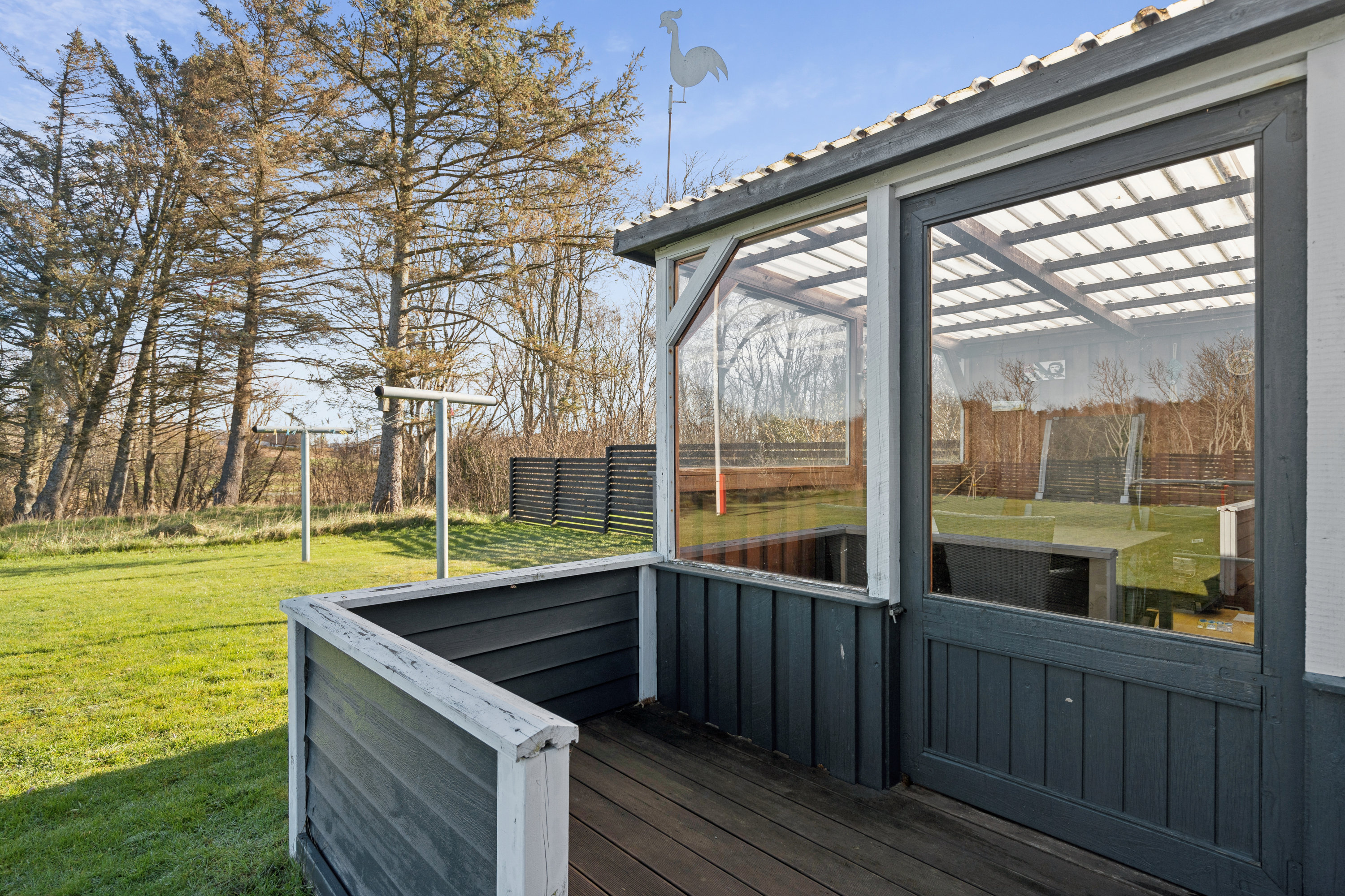 Fremhævet terrasse billede i fuldskærmstilstand. Billede af Agerledet 30, 9850 Hirtshals