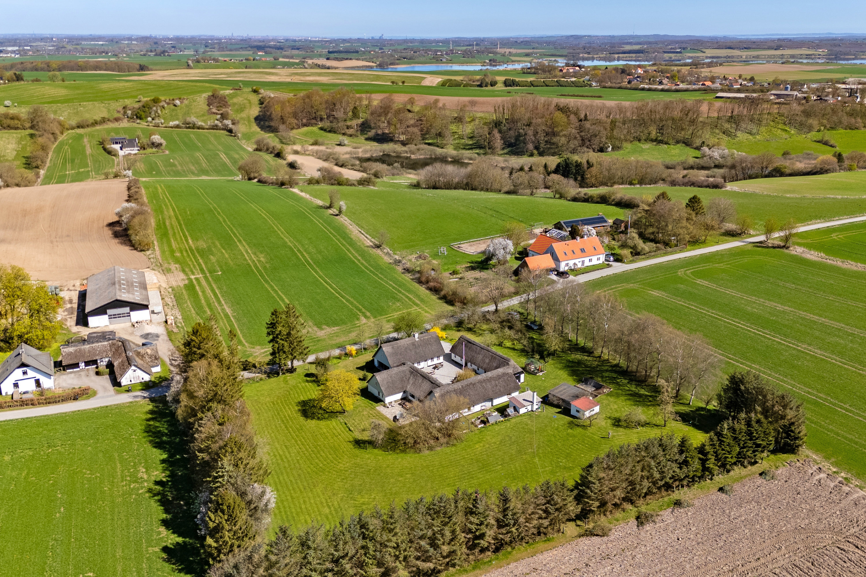 Fremhævet luftfoto billede i fuldskærmstilstand. Billede af Vitvedhedevej 18, Vitved, 8660 Skanderborg