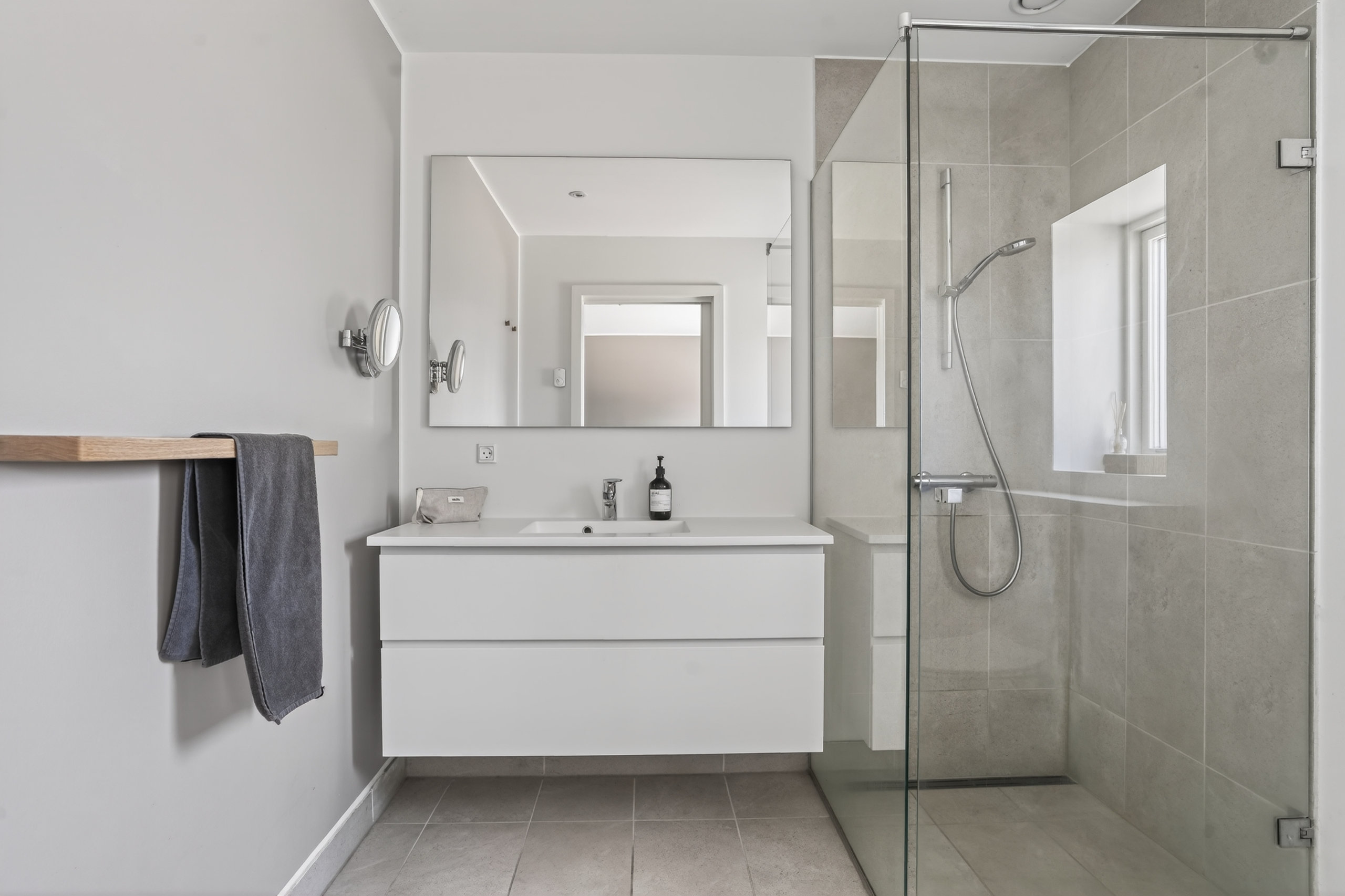 Fremhævet badeværelse billede i fuldskærmstilstand. Billede af Stengårdsalle 11, Nødebo, 3480 Fredensborg