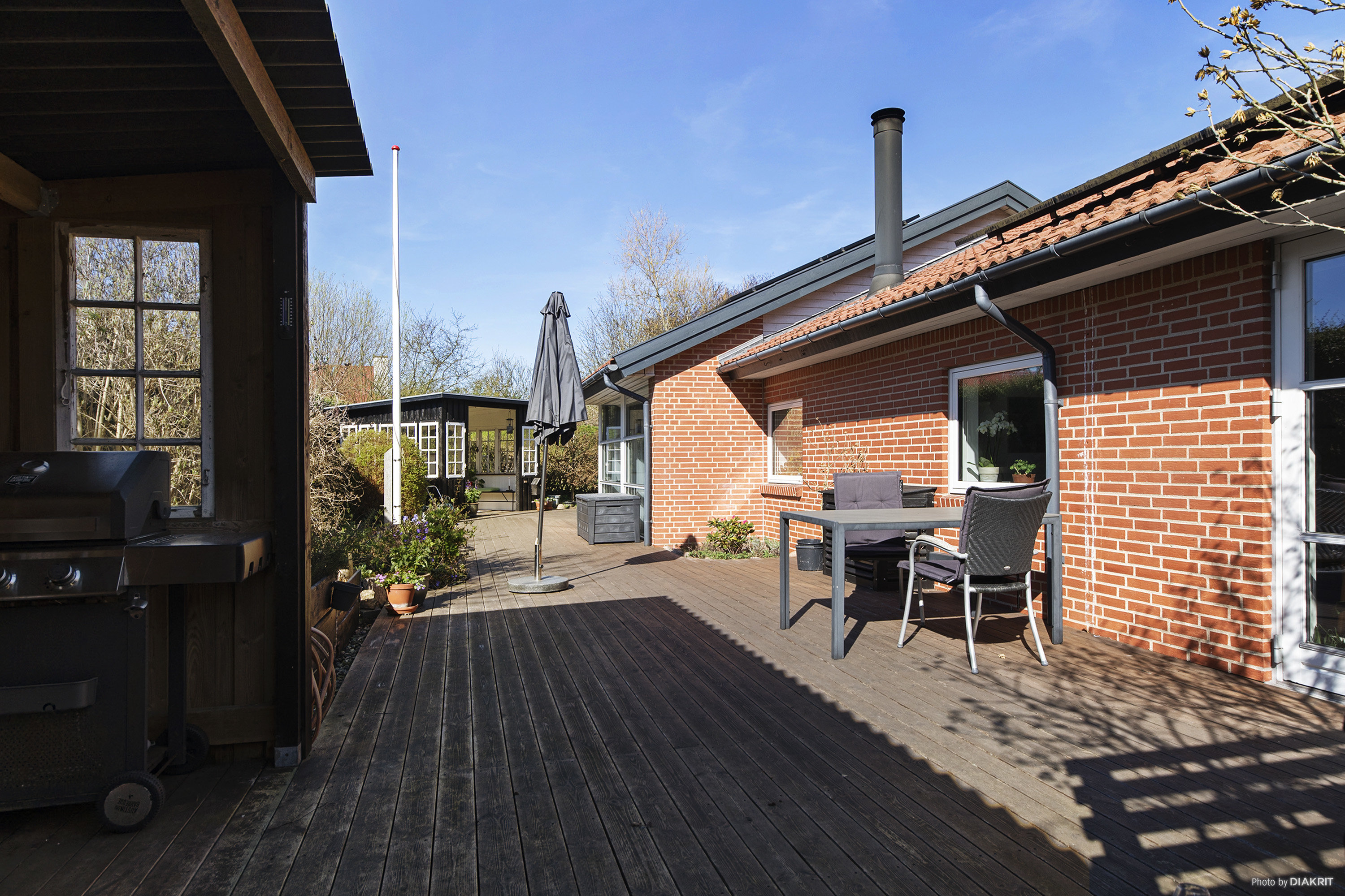 Fremhævet ejendommen billede i fuldskærmstilstand. Billede af Villavej 21, Hou, 8300 Odder