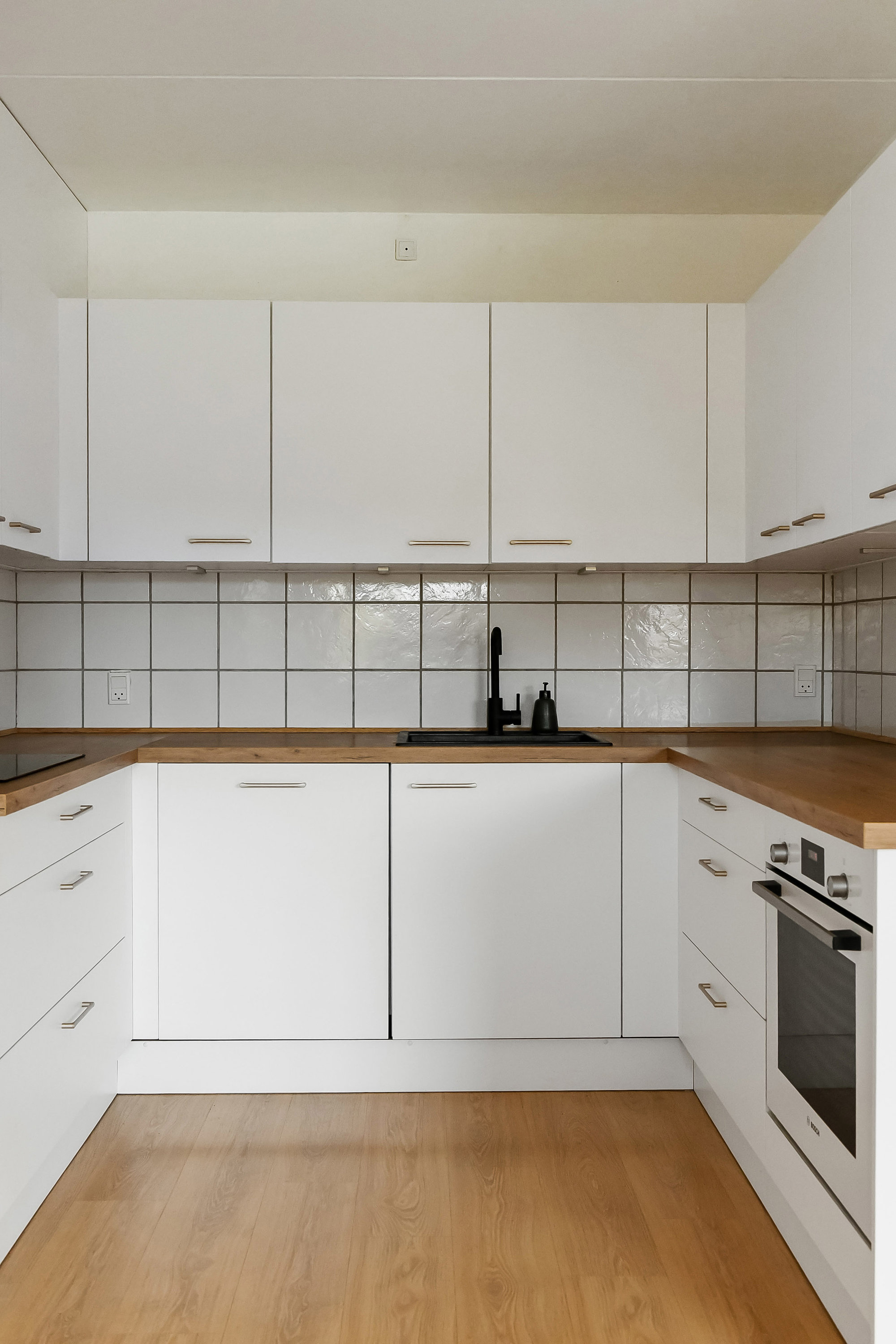 Fremhævet køkken billede i fuldskærmstilstand. Billede af Kronprinsensgade 84, st.. th., 6700 Esbjerg