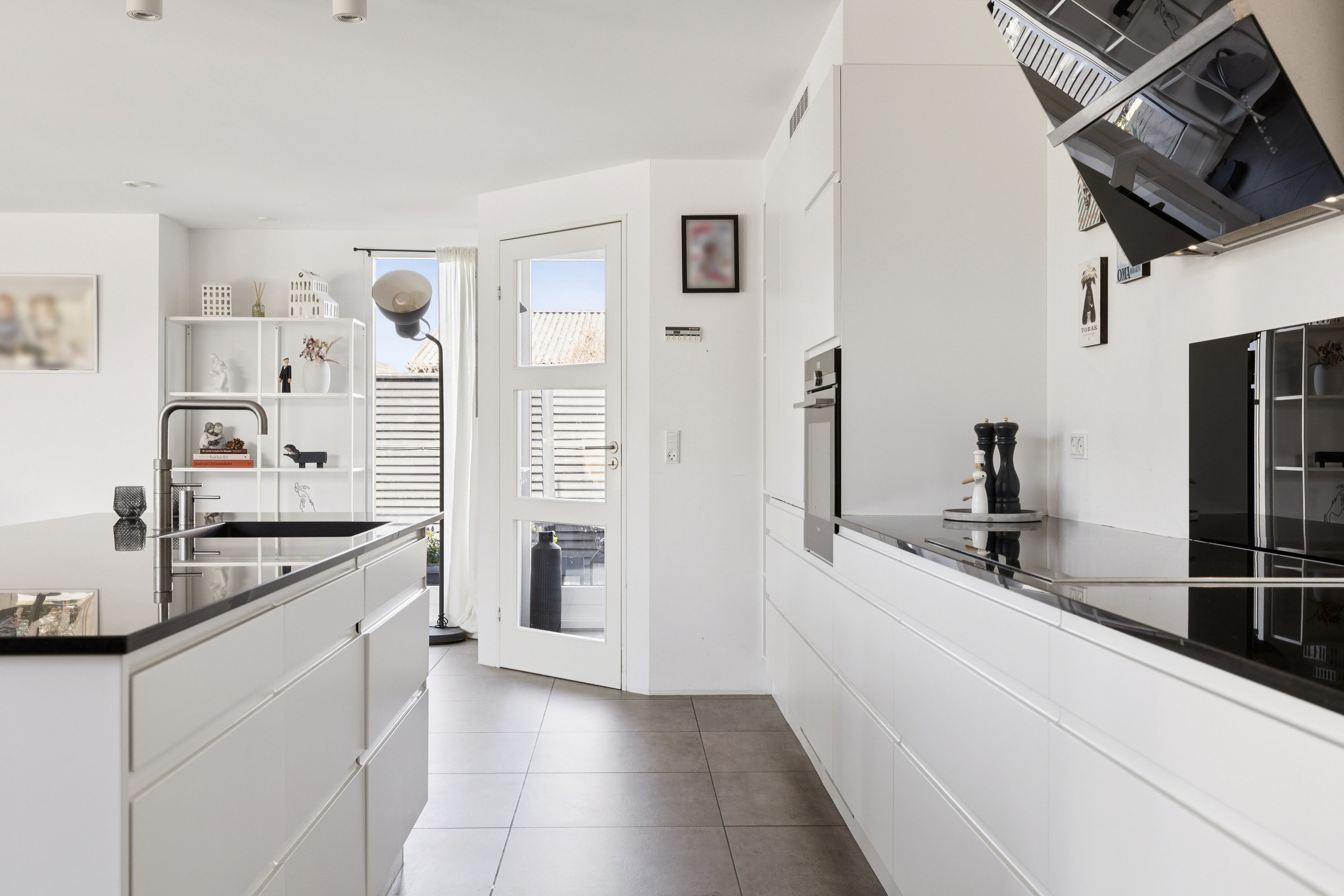 Fremhævet køkken billede i fuldskærmstilstand. Billede af Sigynsvej 3, 9800 Hjørring