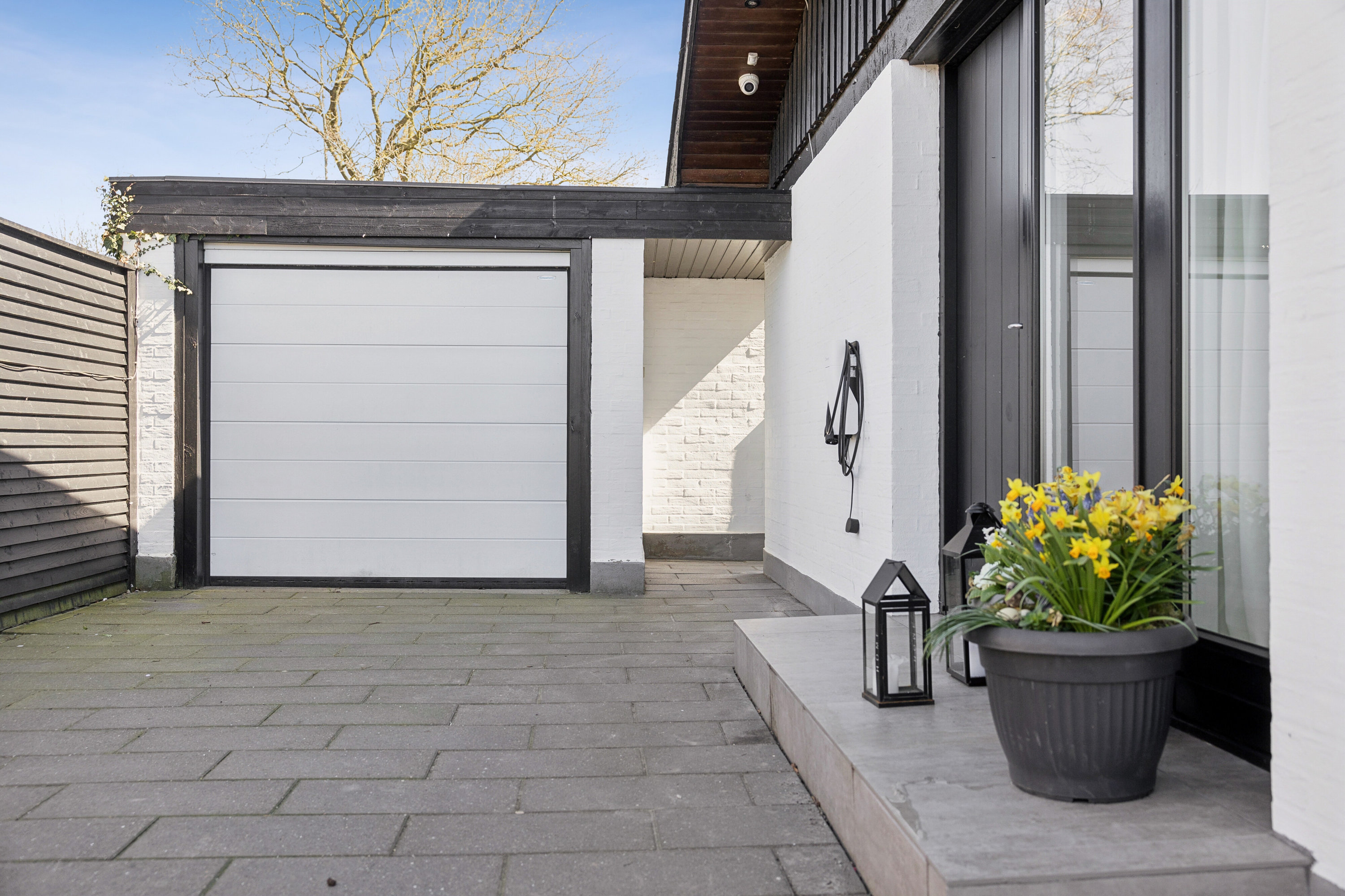 Fremhævet udendørs billede i fuldskærmstilstand. Billede af Sigynsvej 3, 9800 Hjørring