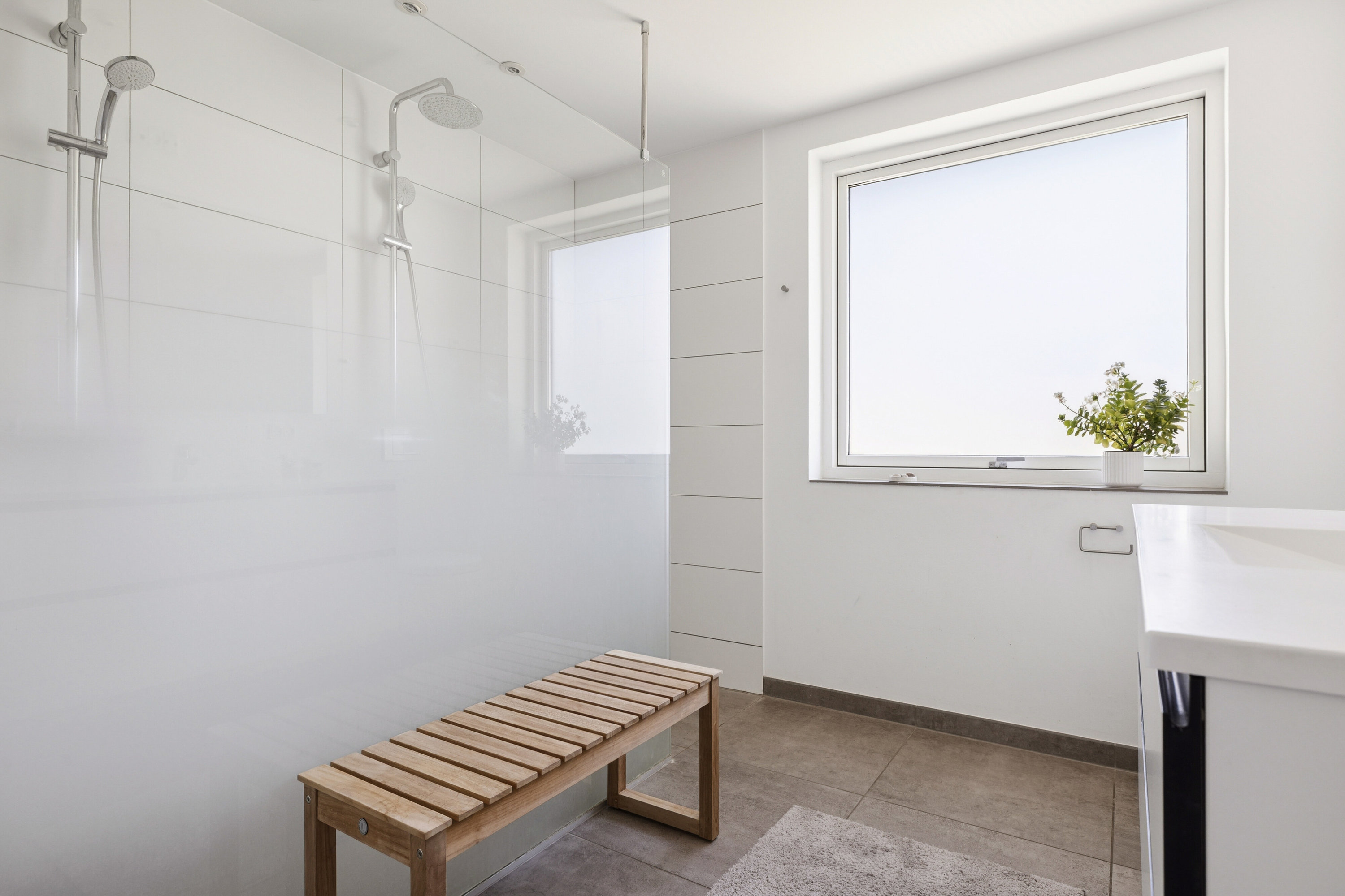 Fremhævet indendørs billede i fuldskærmstilstand. Billede af Sigynsvej 3, 9800 Hjørring