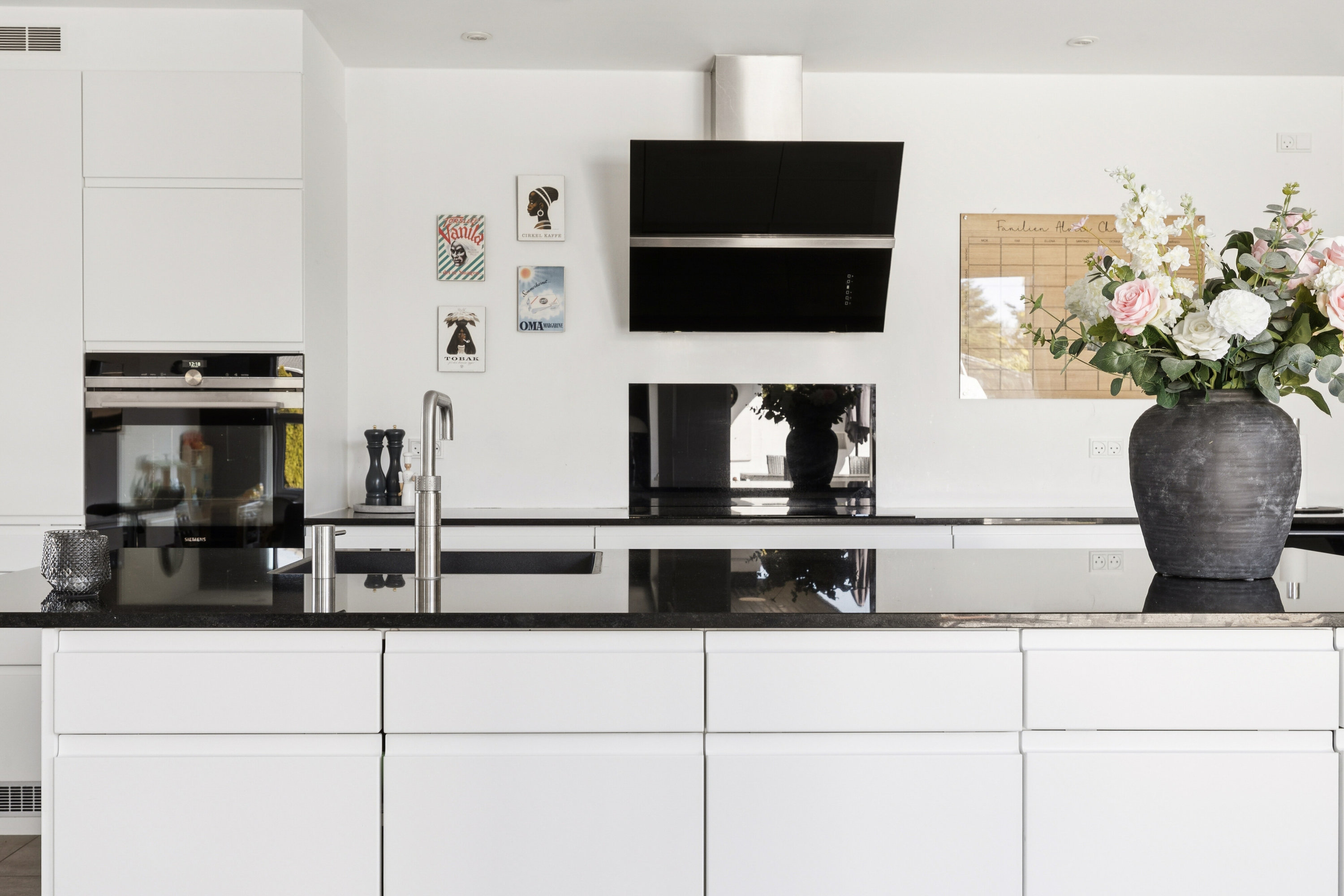 Fremhævet køkken billede i fuldskærmstilstand. Billede af Sigynsvej 3, 9800 Hjørring