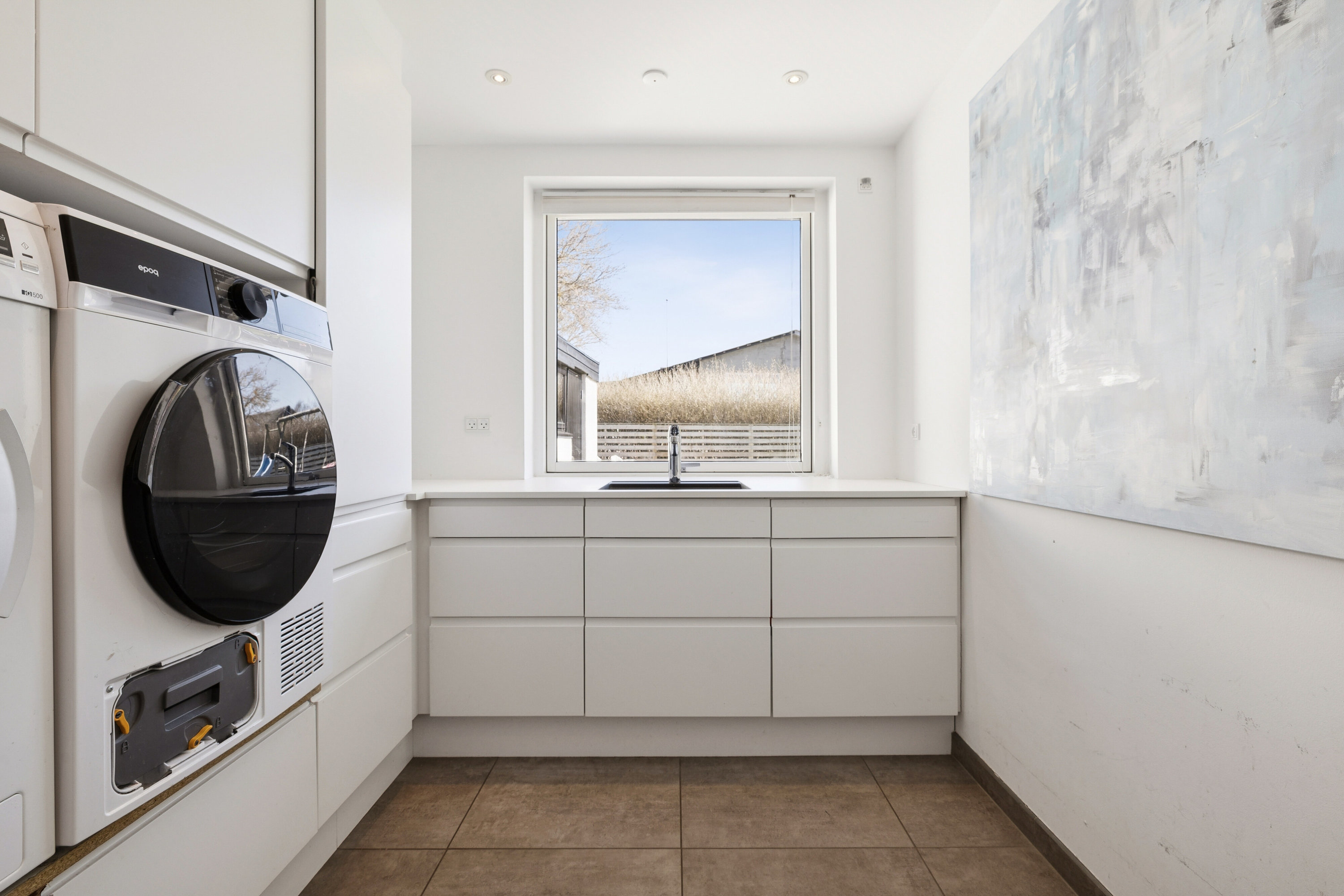 Fremhævet køkken billede i fuldskærmstilstand. Billede af Sigynsvej 3, 9800 Hjørring