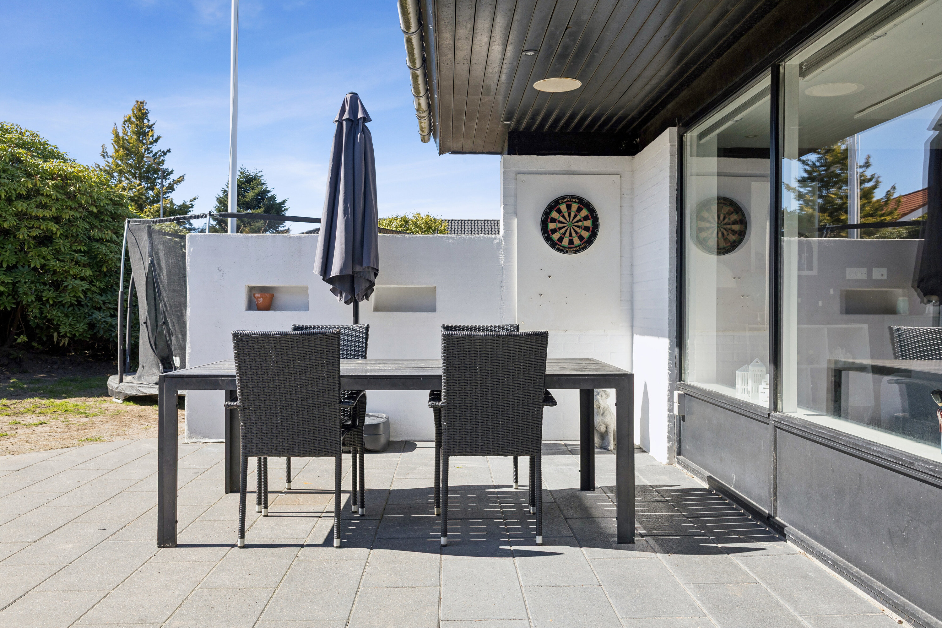 Fremhævet terrasse billede i fuldskærmstilstand. Billede af Sigynsvej 3, 9800 Hjørring